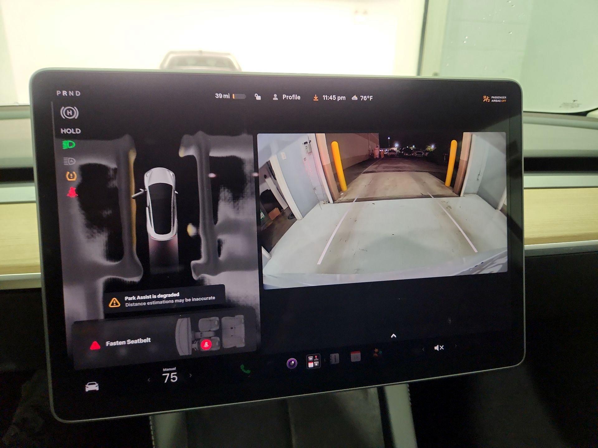 Thumbnail: 2023 Tesla Model 3 - 14