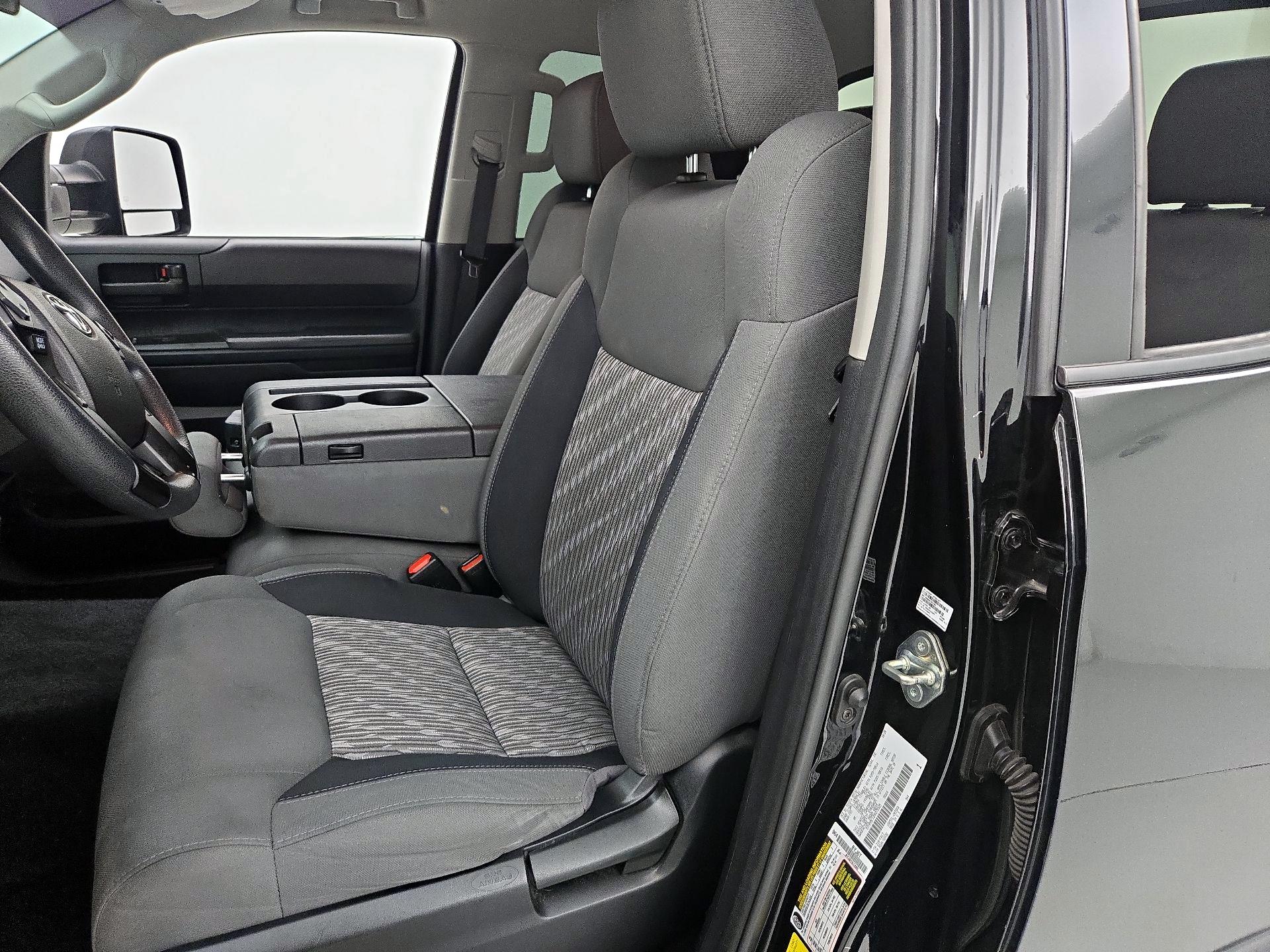 Thumbnail: 2021 Toyota Tundra - 11
