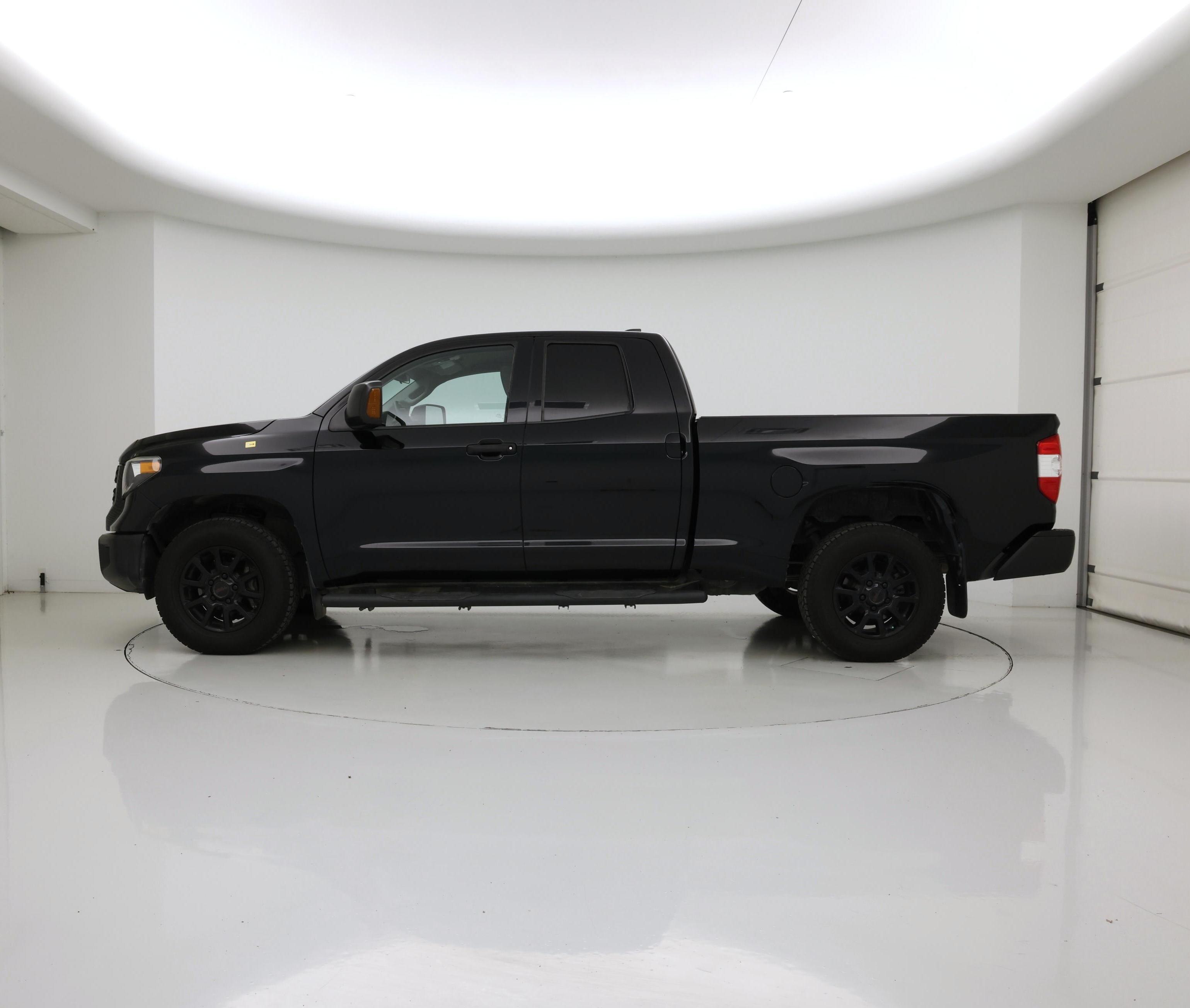 Thumbnail: 2021 Toyota Tundra - 3
