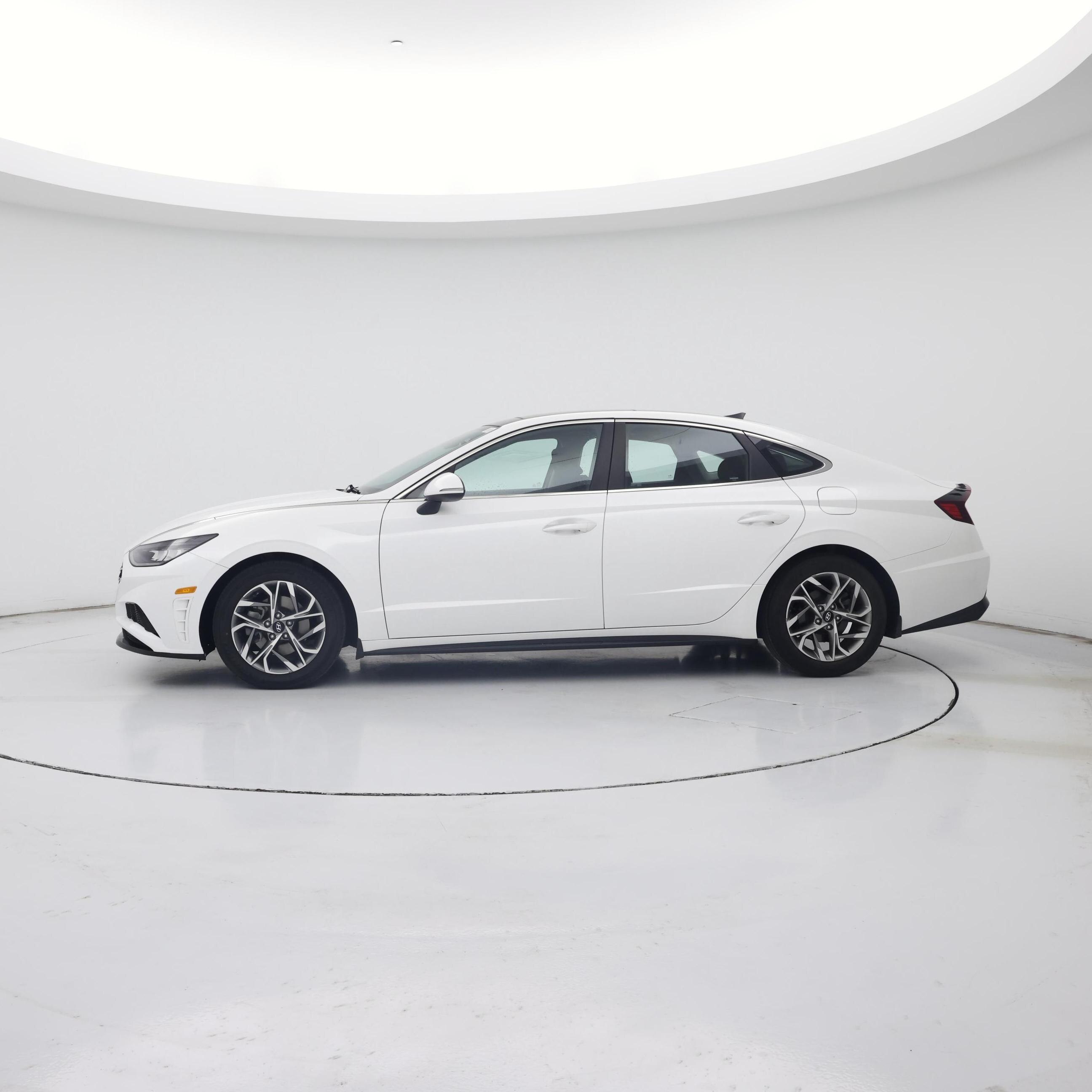 Thumbnail: 2022 Hyundai Sonata - 3