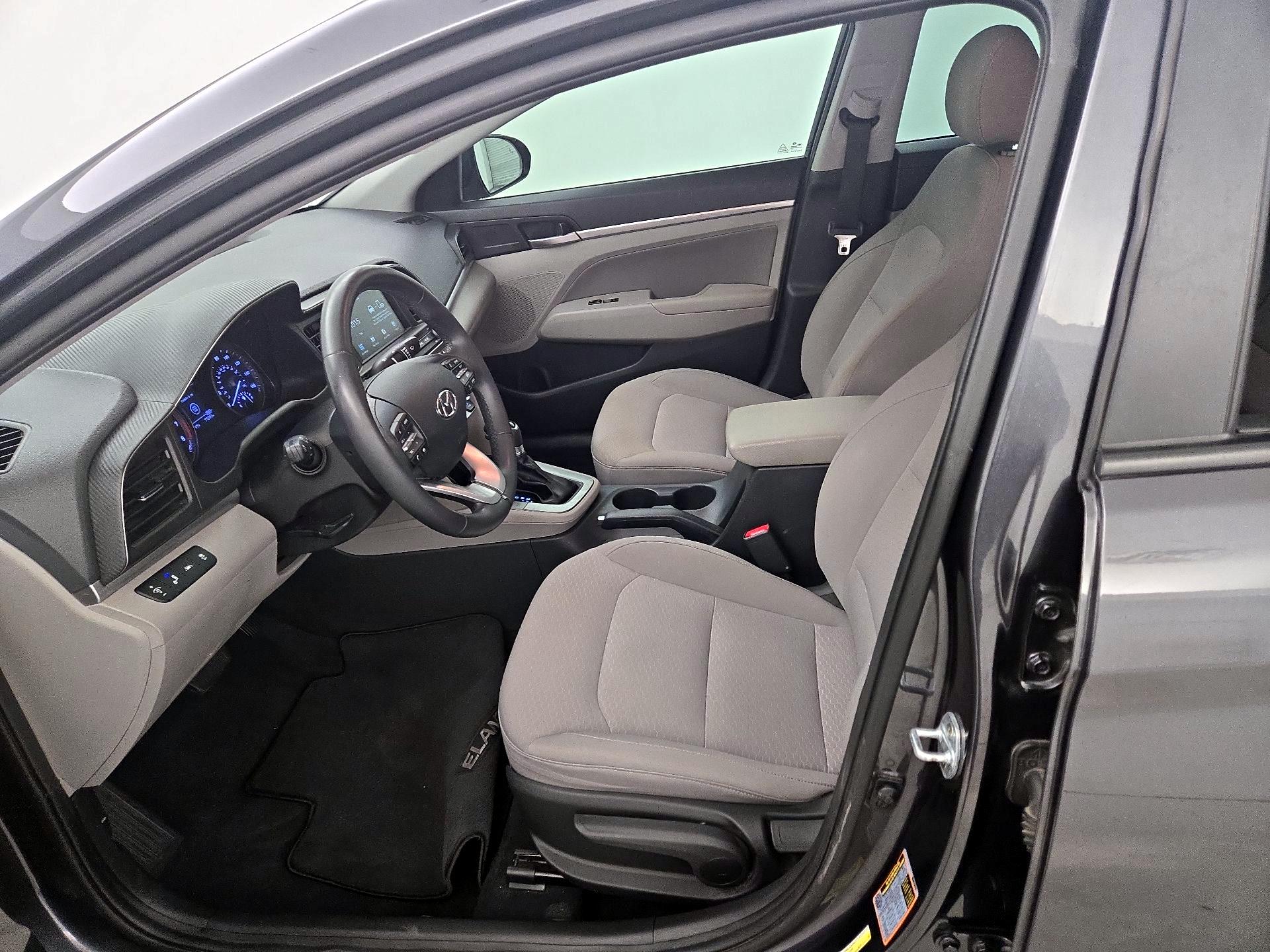 Thumbnail: 2020 Hyundai Elantra - 11
