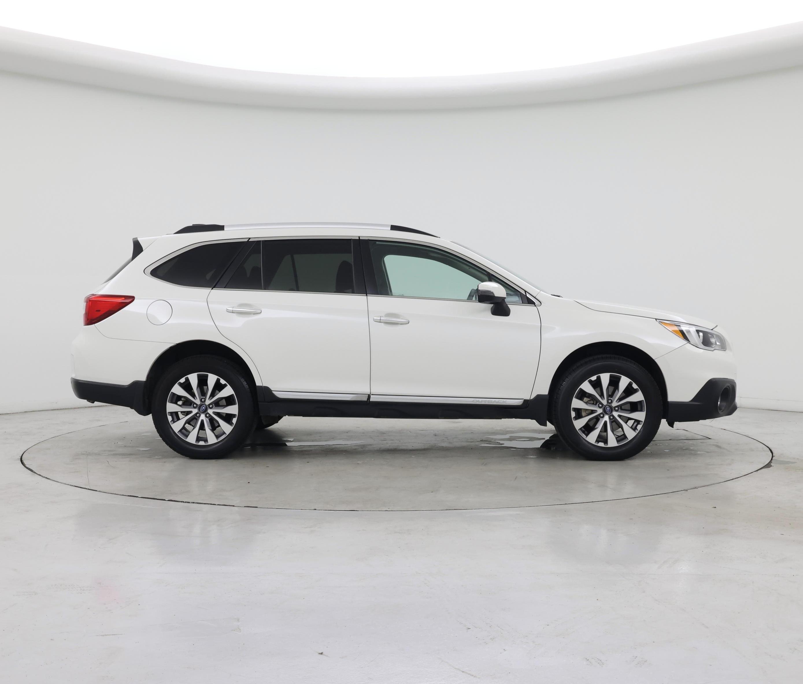 Thumbnail: 2017 Subaru Outback - 7