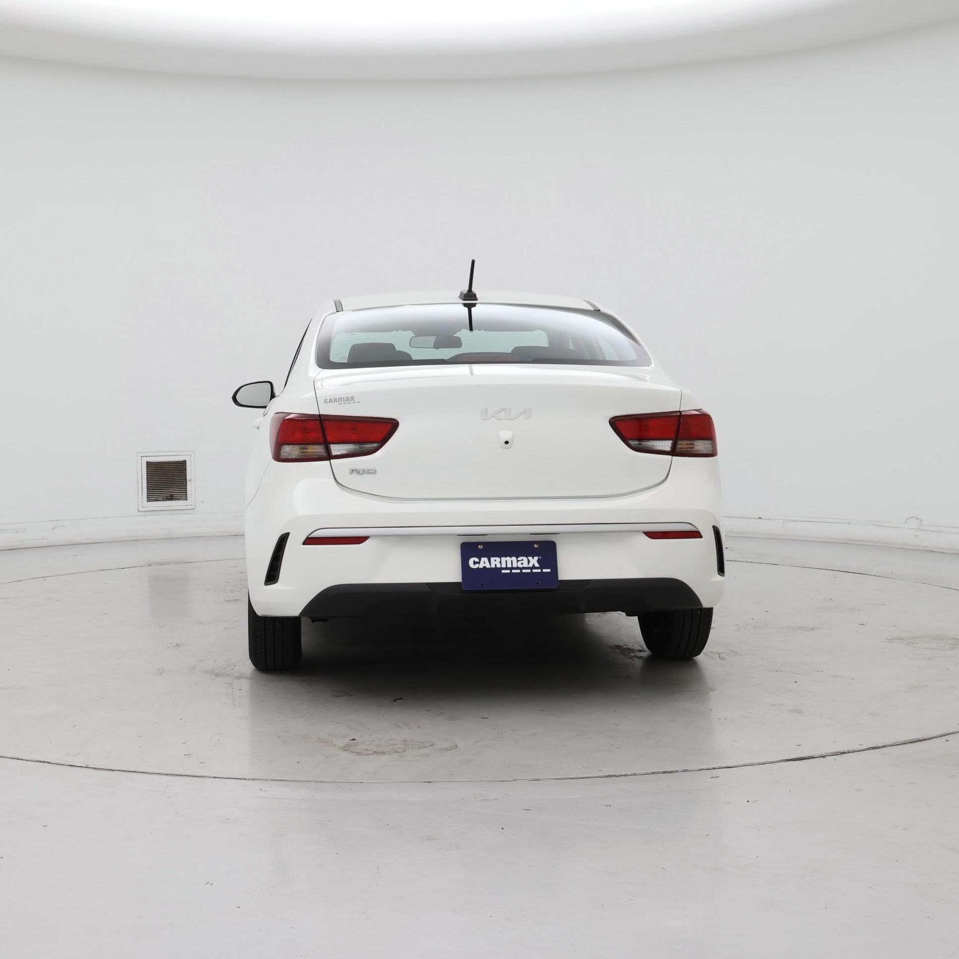Thumbnail: 2023 Kia Rio - 6
