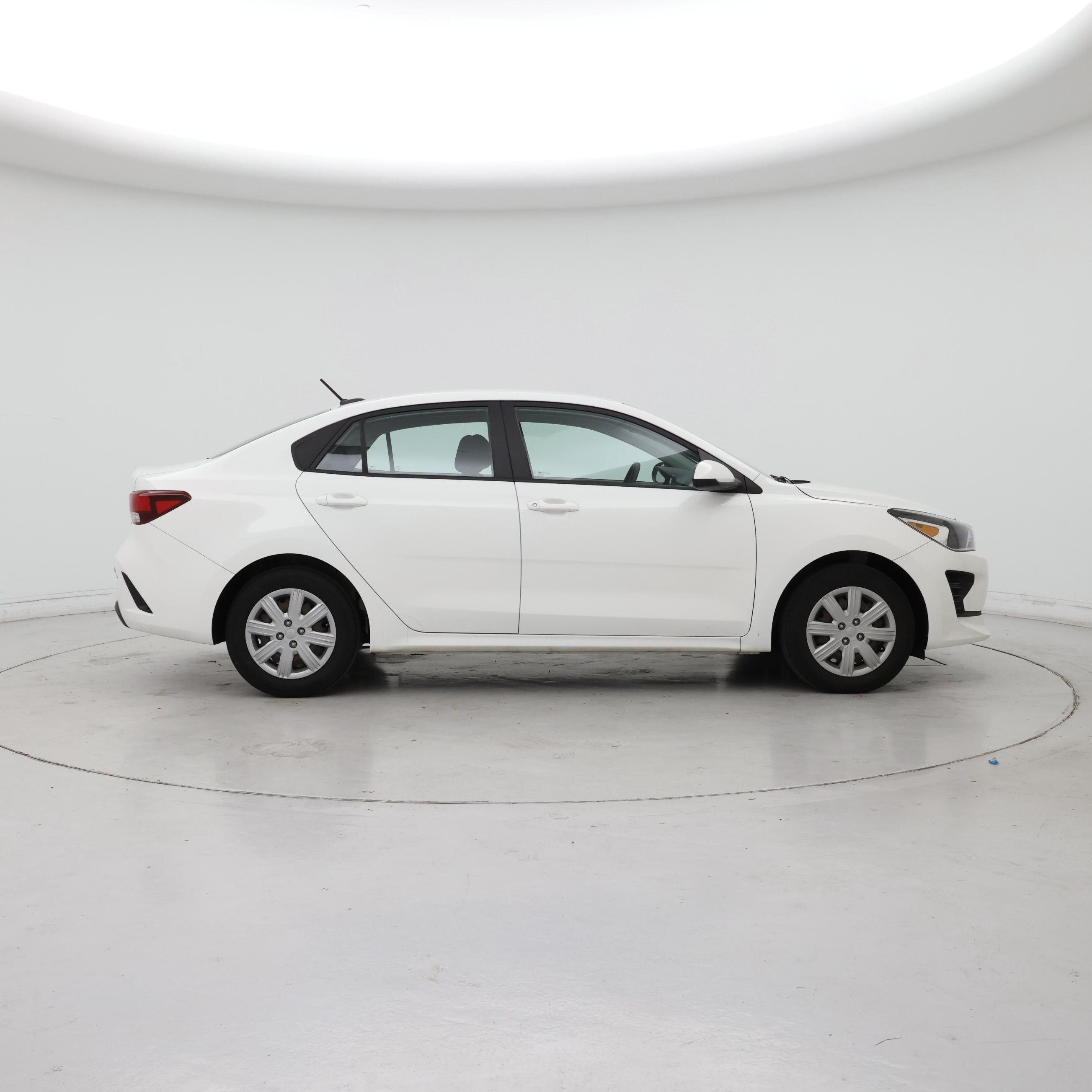 Thumbnail: 2023 Kia Rio - 7