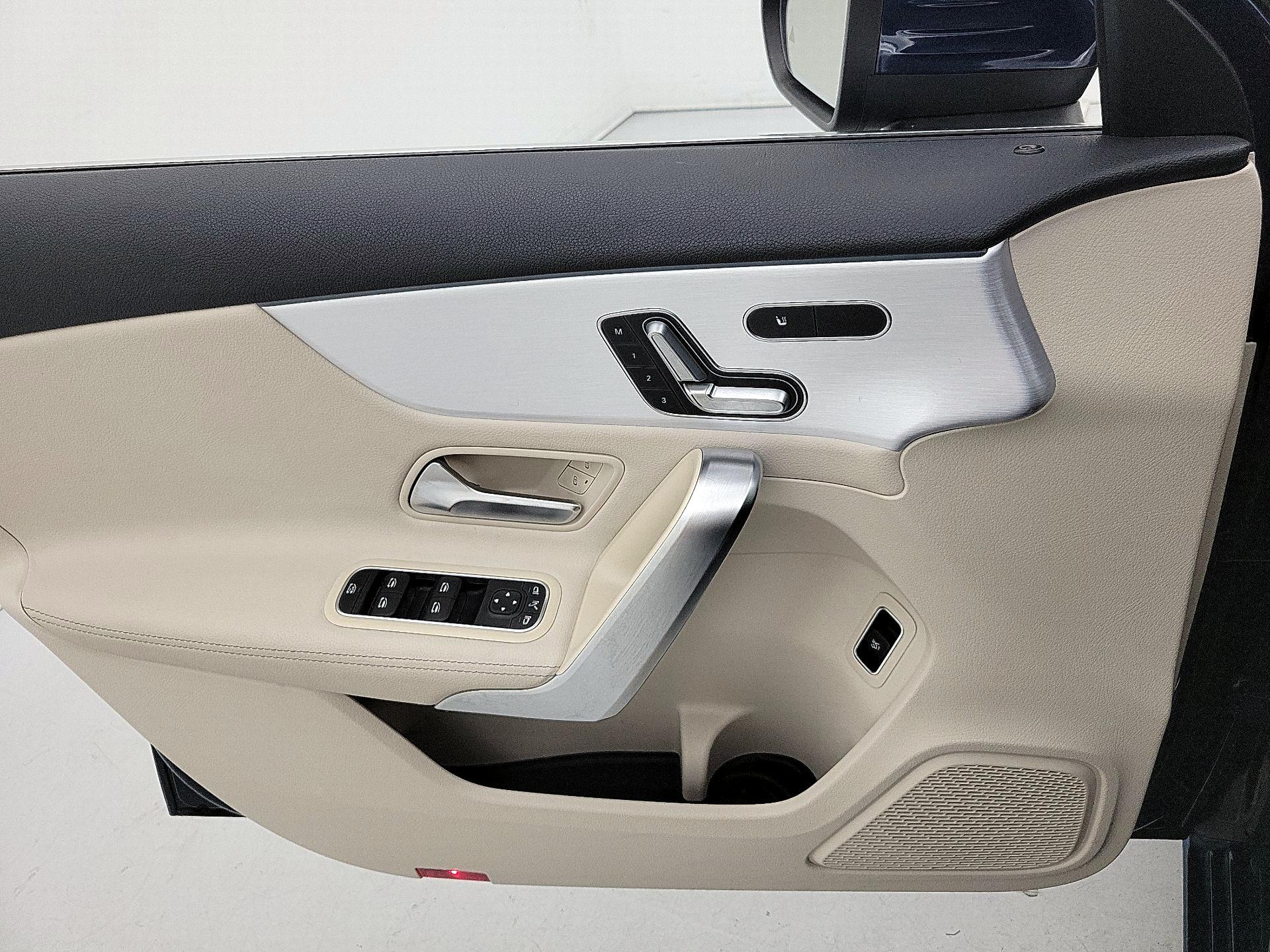 Thumbnail: 2021 Mercedes-Benz A-Class - 12