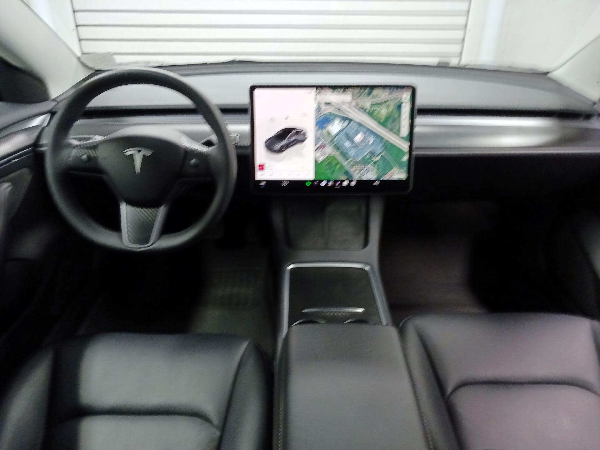 Thumbnail: 2023 Tesla Model 3 - 9