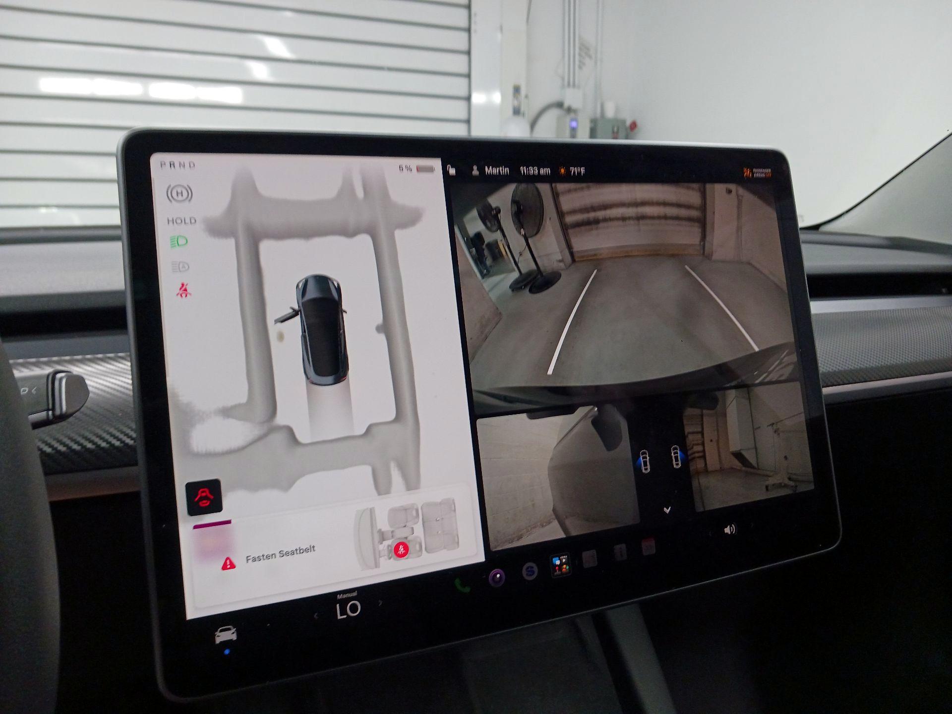 Thumbnail: 2023 Tesla Model 3 - 14