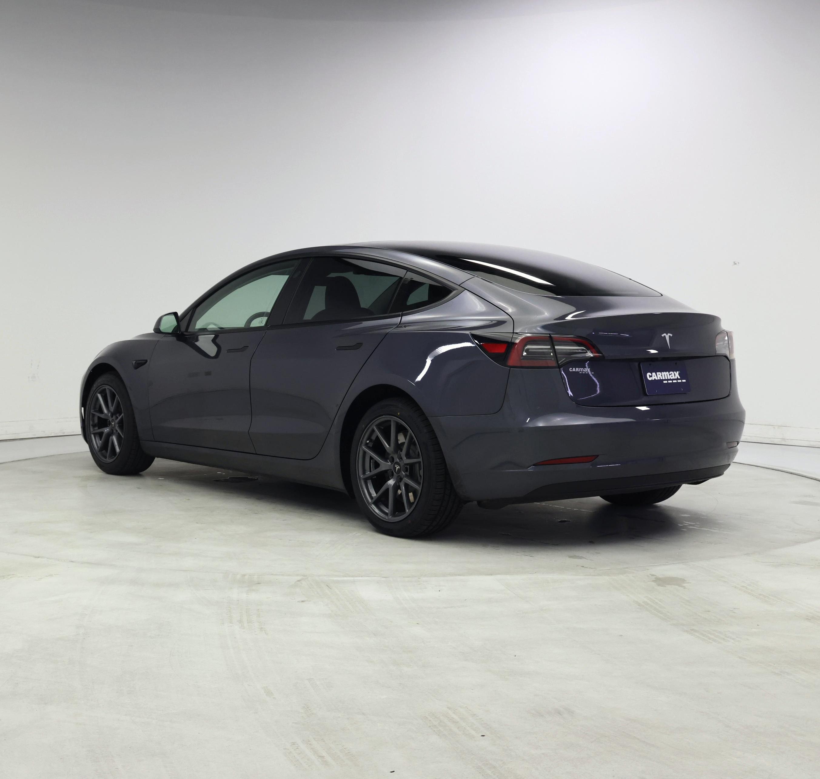 Thumbnail: 2023 Tesla Model 3 - 2