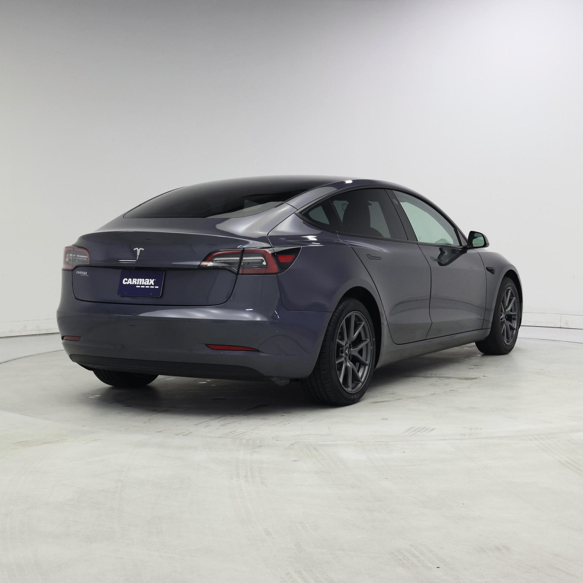 Thumbnail: 2023 Tesla Model 3 - 8