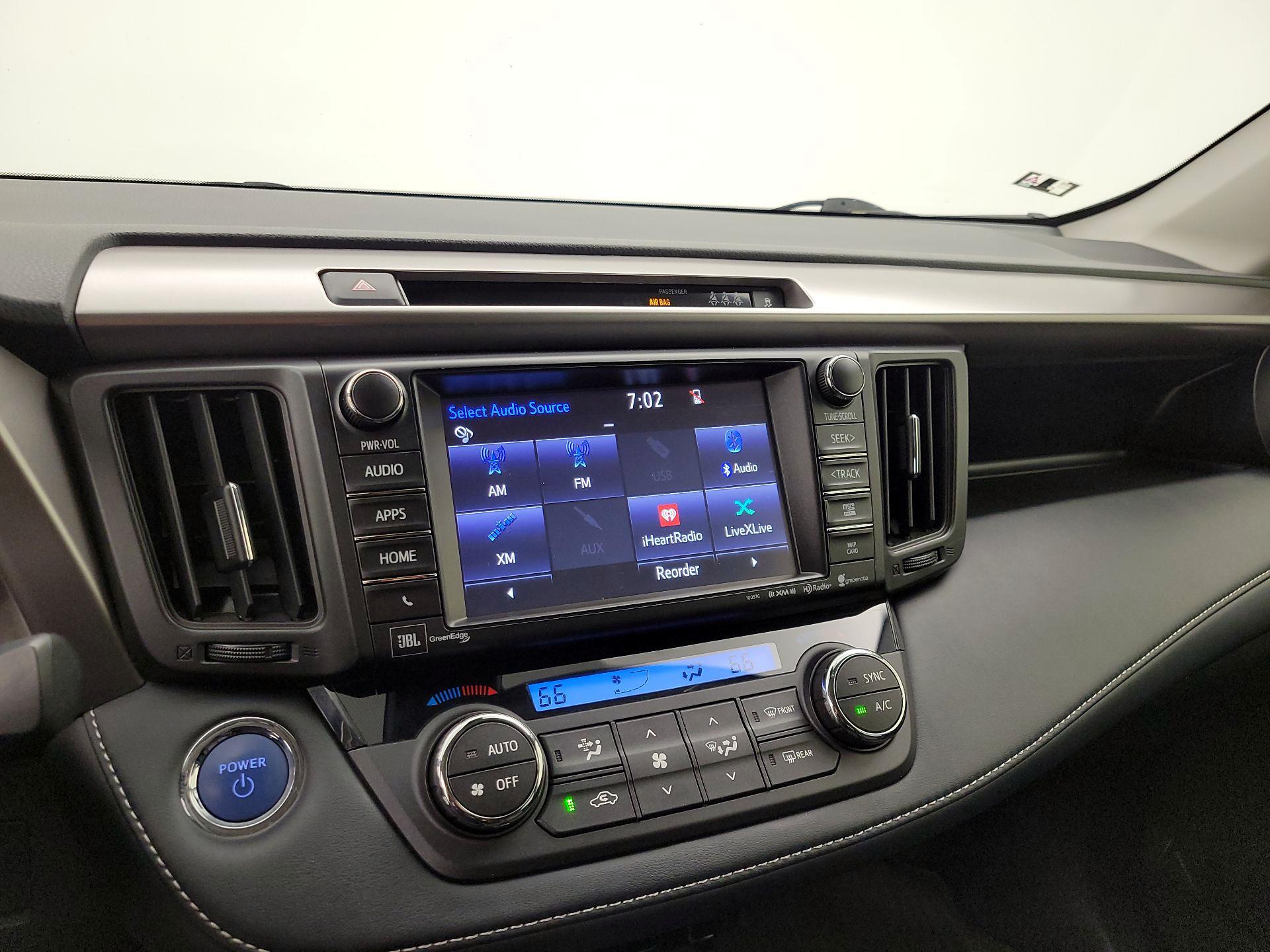 Thumbnail: 2018 Toyota RAV4 - 16