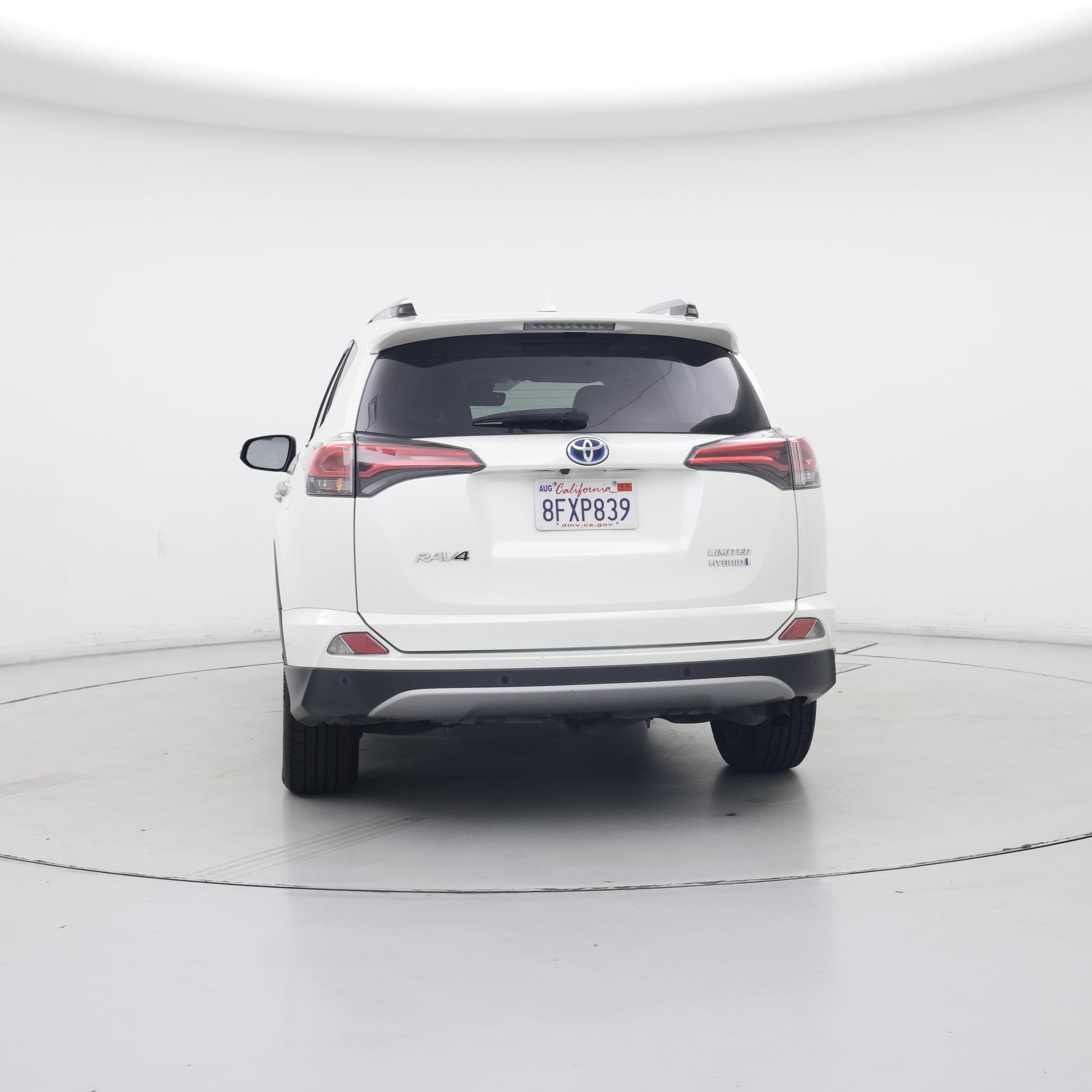 Thumbnail: 2018 Toyota RAV4 - 6