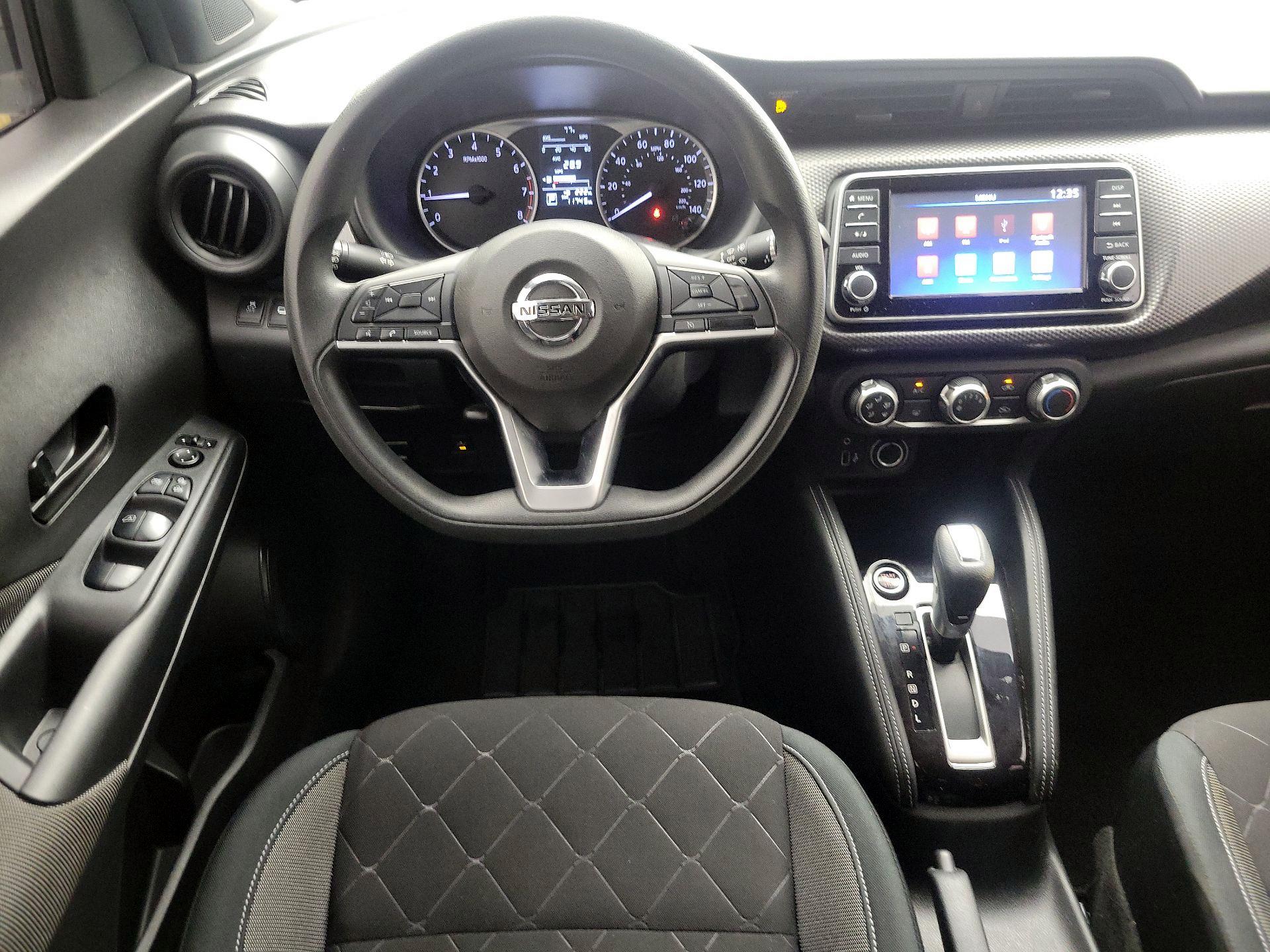 Thumbnail: 2019 Nissan Kicks - 10