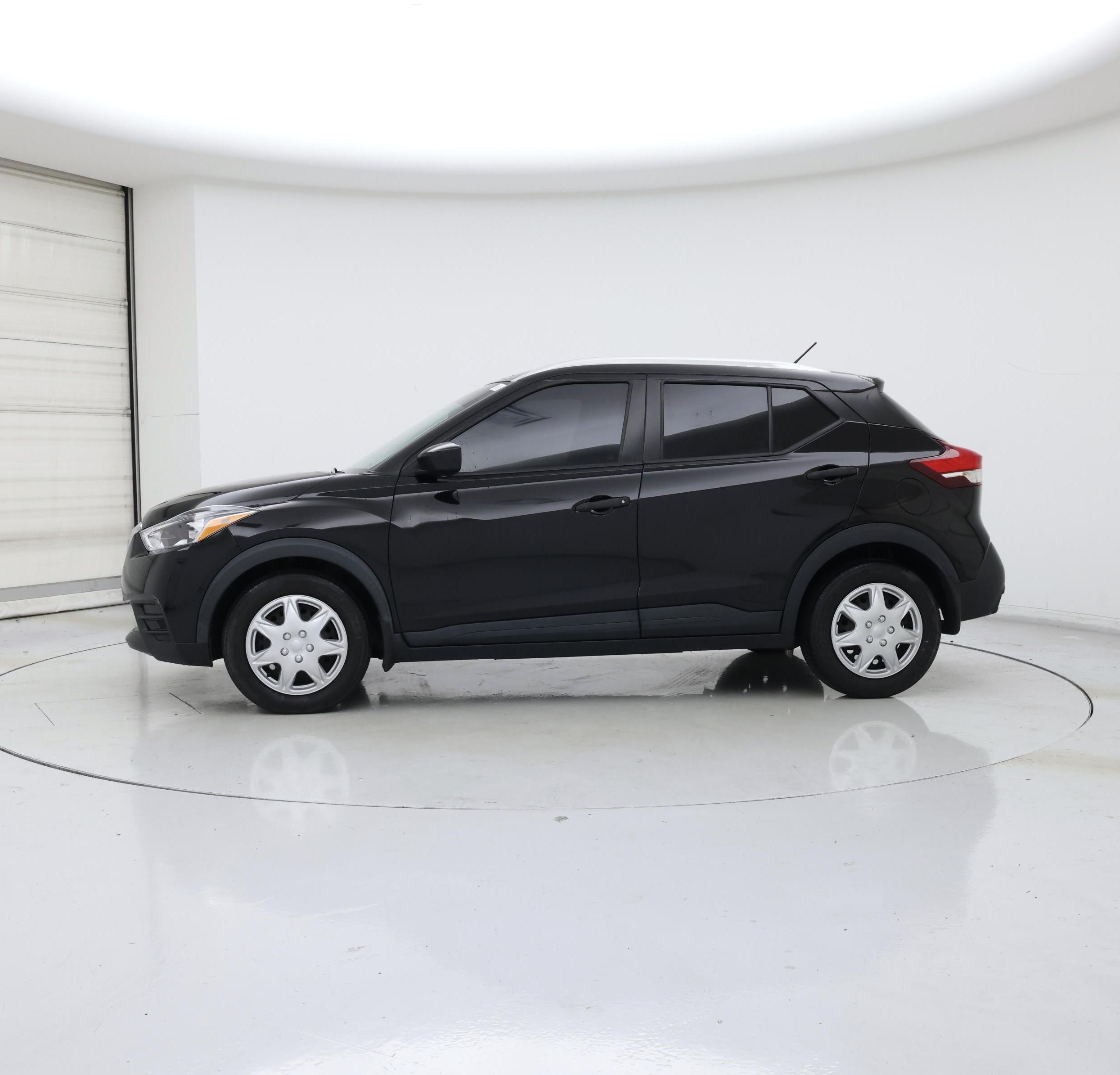 Thumbnail: 2019 Nissan Kicks - 3