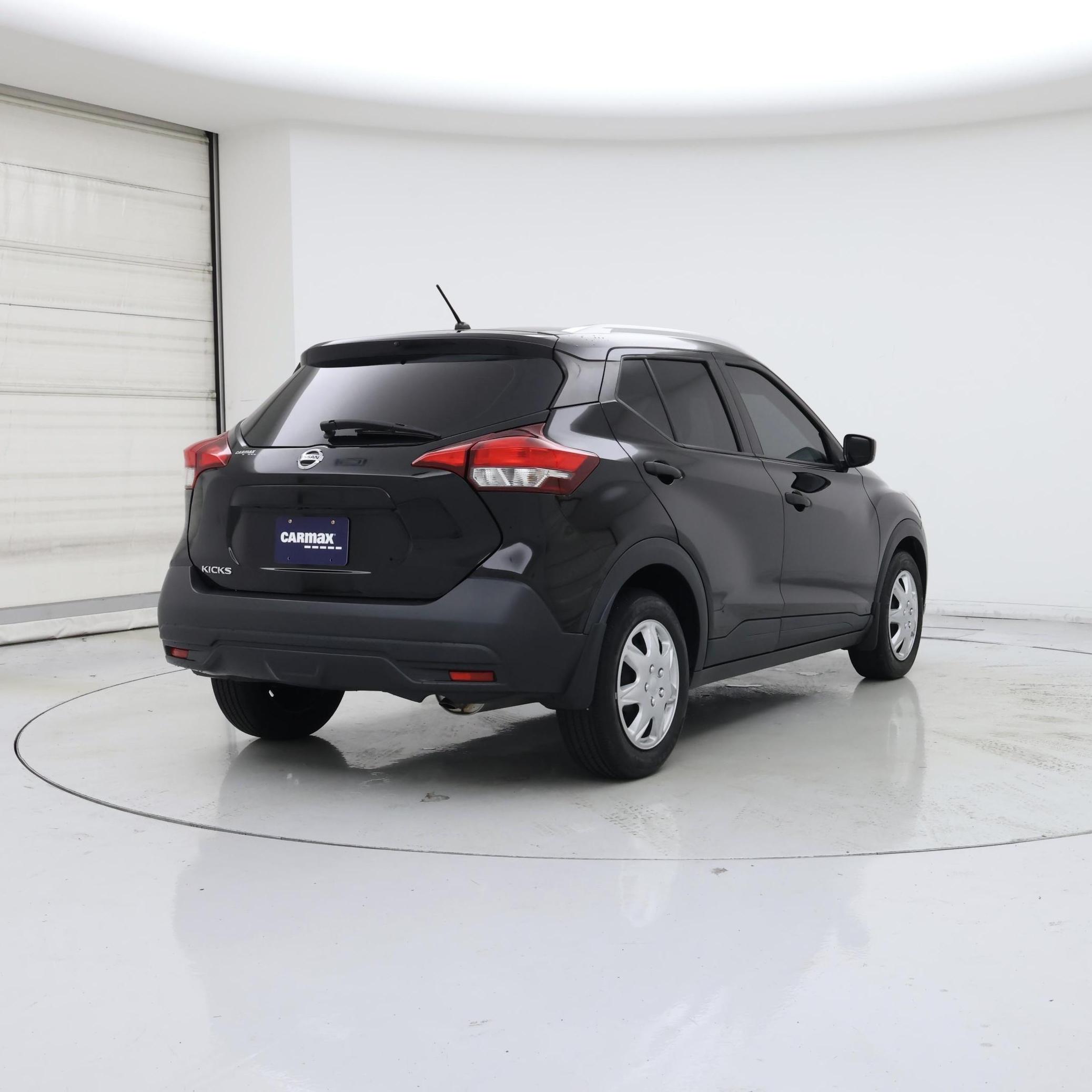 Thumbnail: 2019 Nissan Kicks - 8