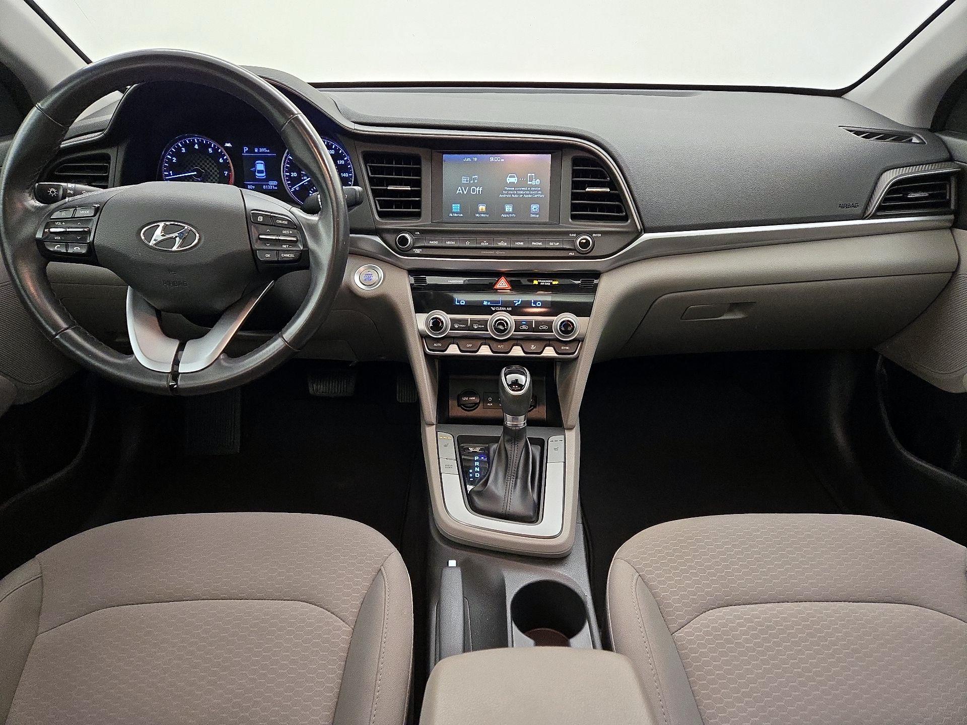 Thumbnail: 2019 Hyundai Elantra - 9