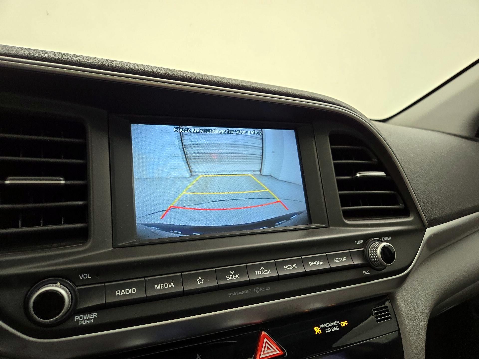 Thumbnail: 2019 Hyundai Elantra - 14
