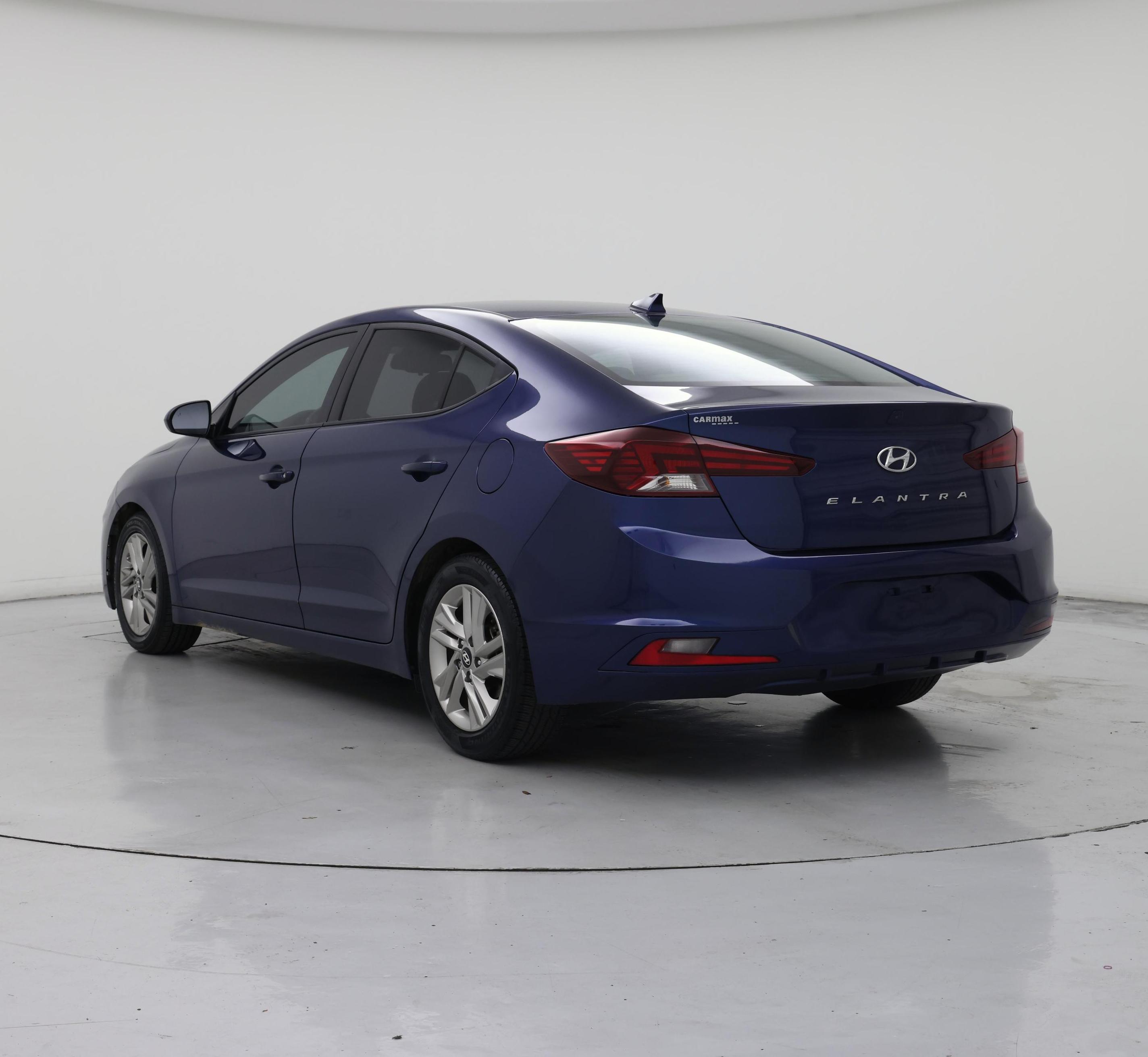 Thumbnail: 2019 Hyundai Elantra - 2