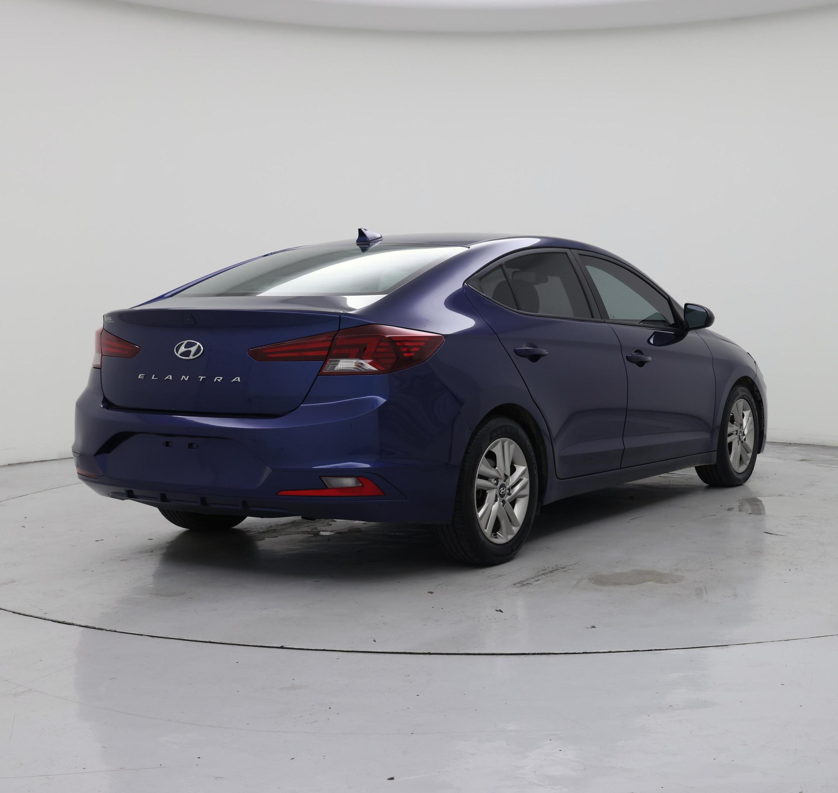 Thumbnail: 2019 Hyundai Elantra - 8