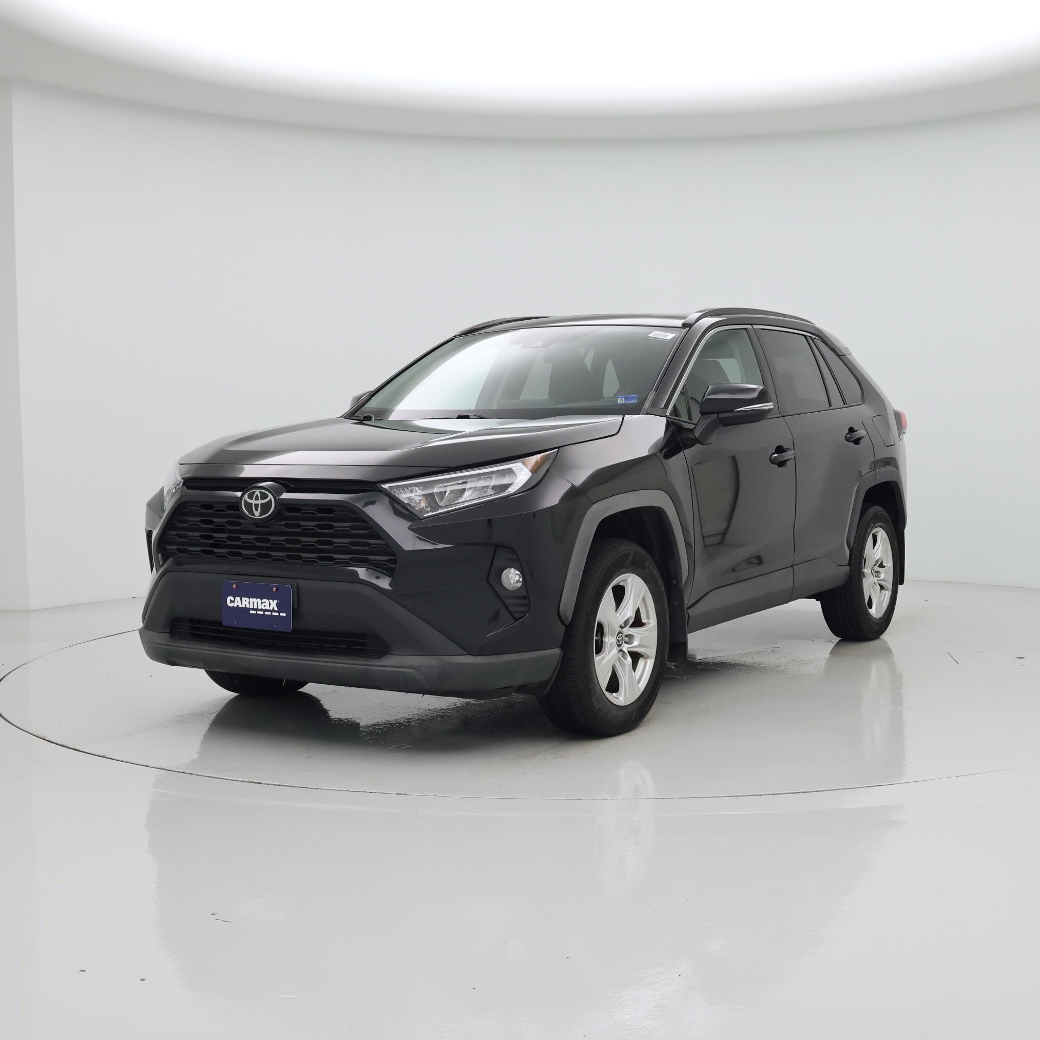Thumbnail: 2021 Toyota RAV4 - 4