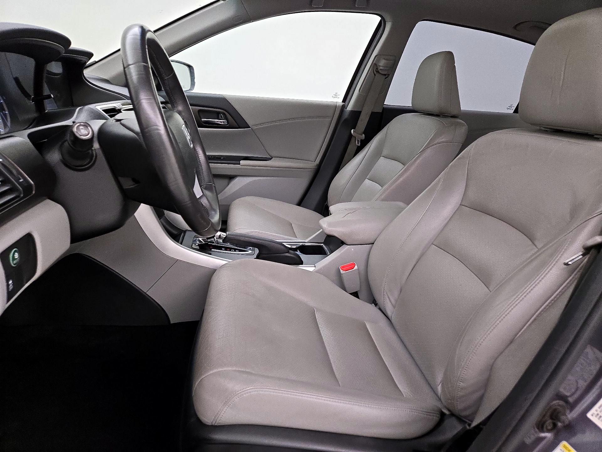 Thumbnail: 2015 Honda Accord - 11