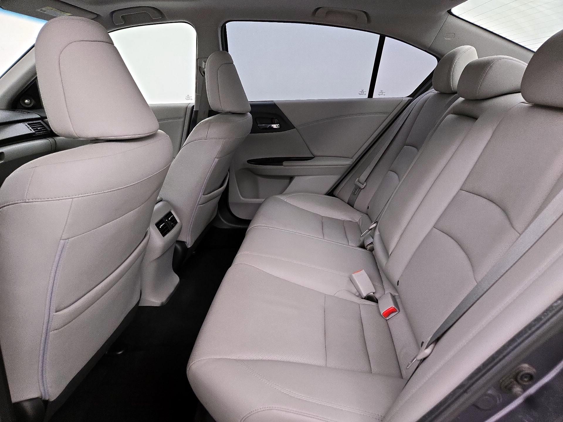 Thumbnail: 2015 Honda Accord - 20