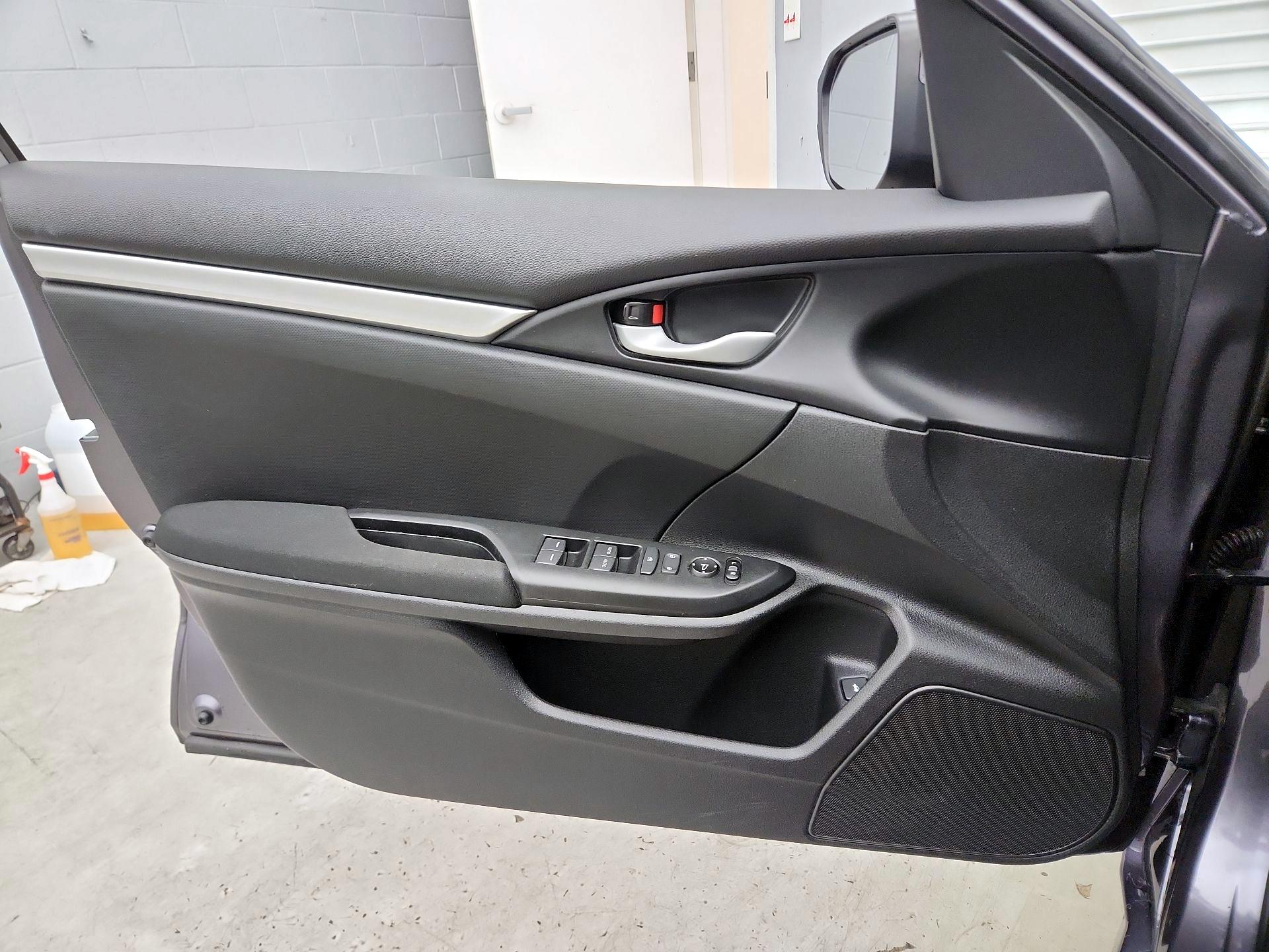 Thumbnail: 2020 Honda Civic - 12