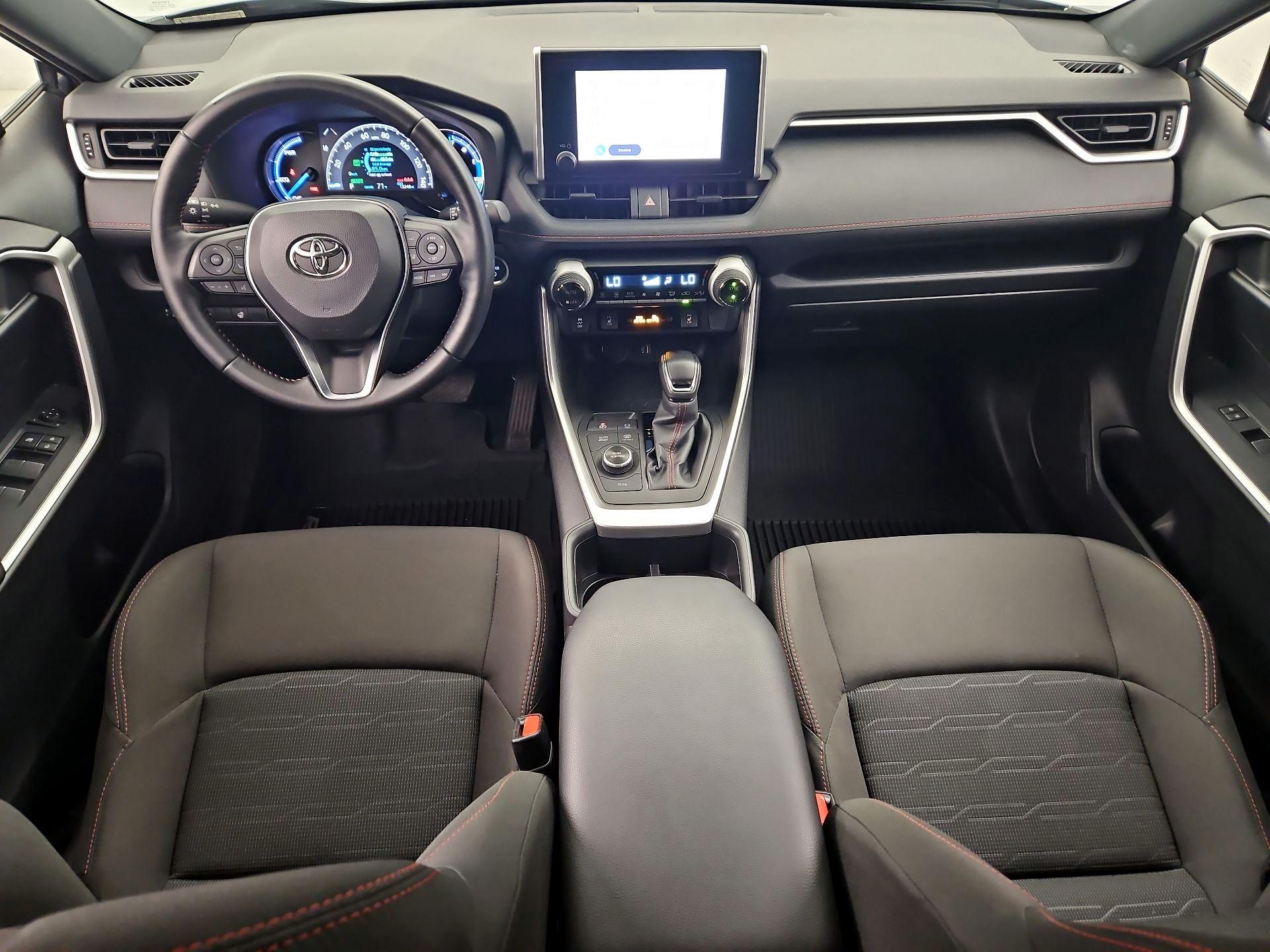 Thumbnail: 2024 Toyota RAV4 - 9