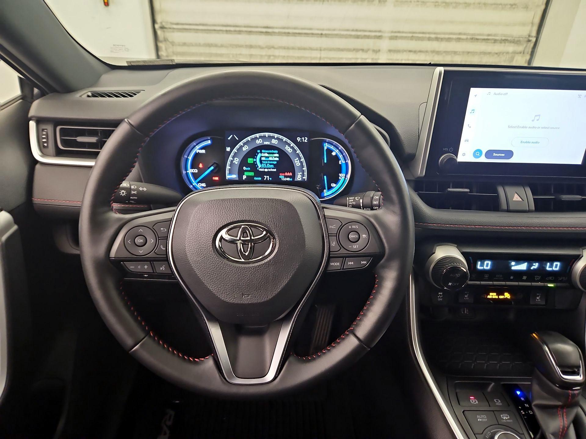 Thumbnail: 2024 Toyota RAV4 - 10