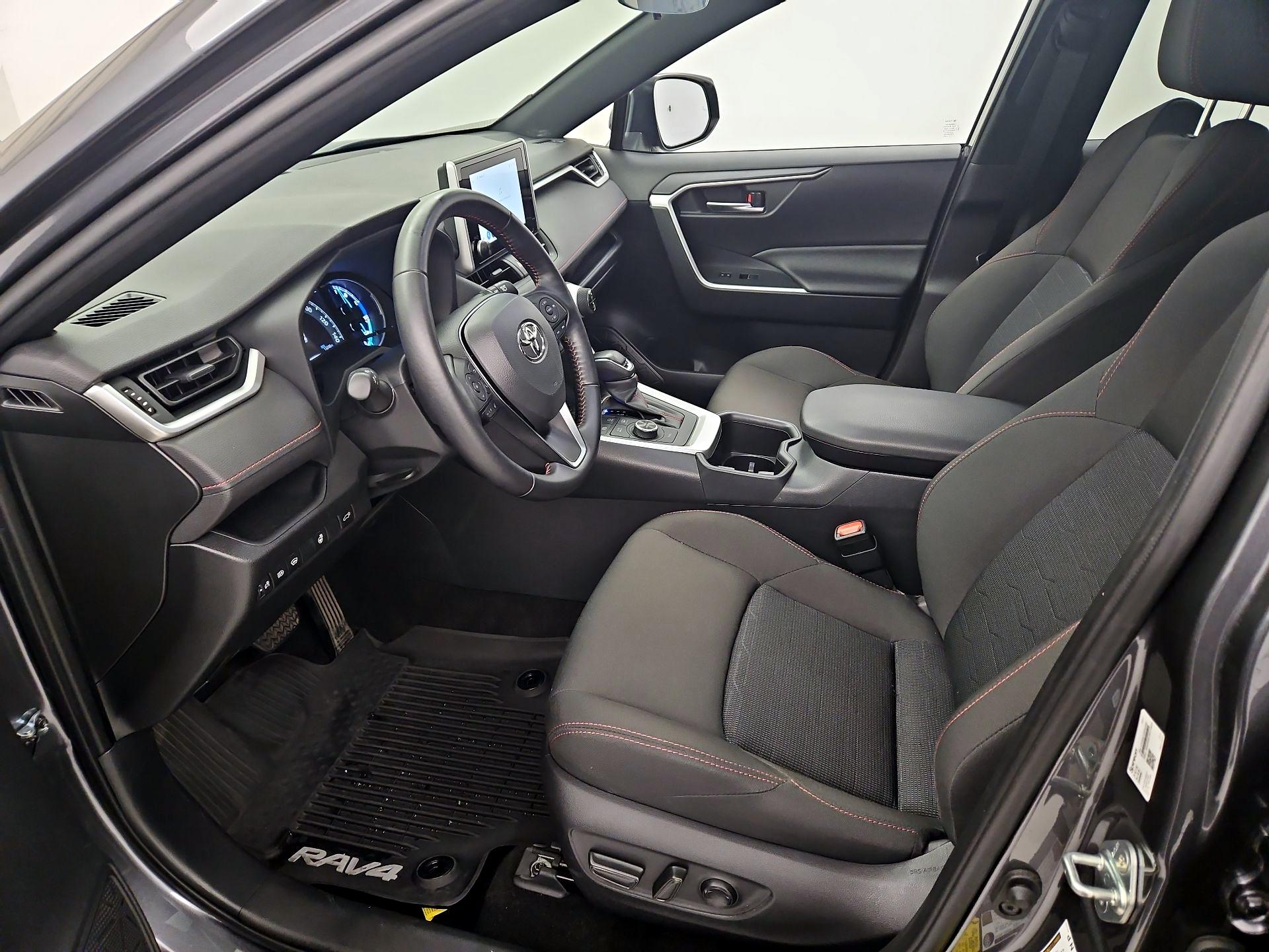 Thumbnail: 2024 Toyota RAV4 - 11