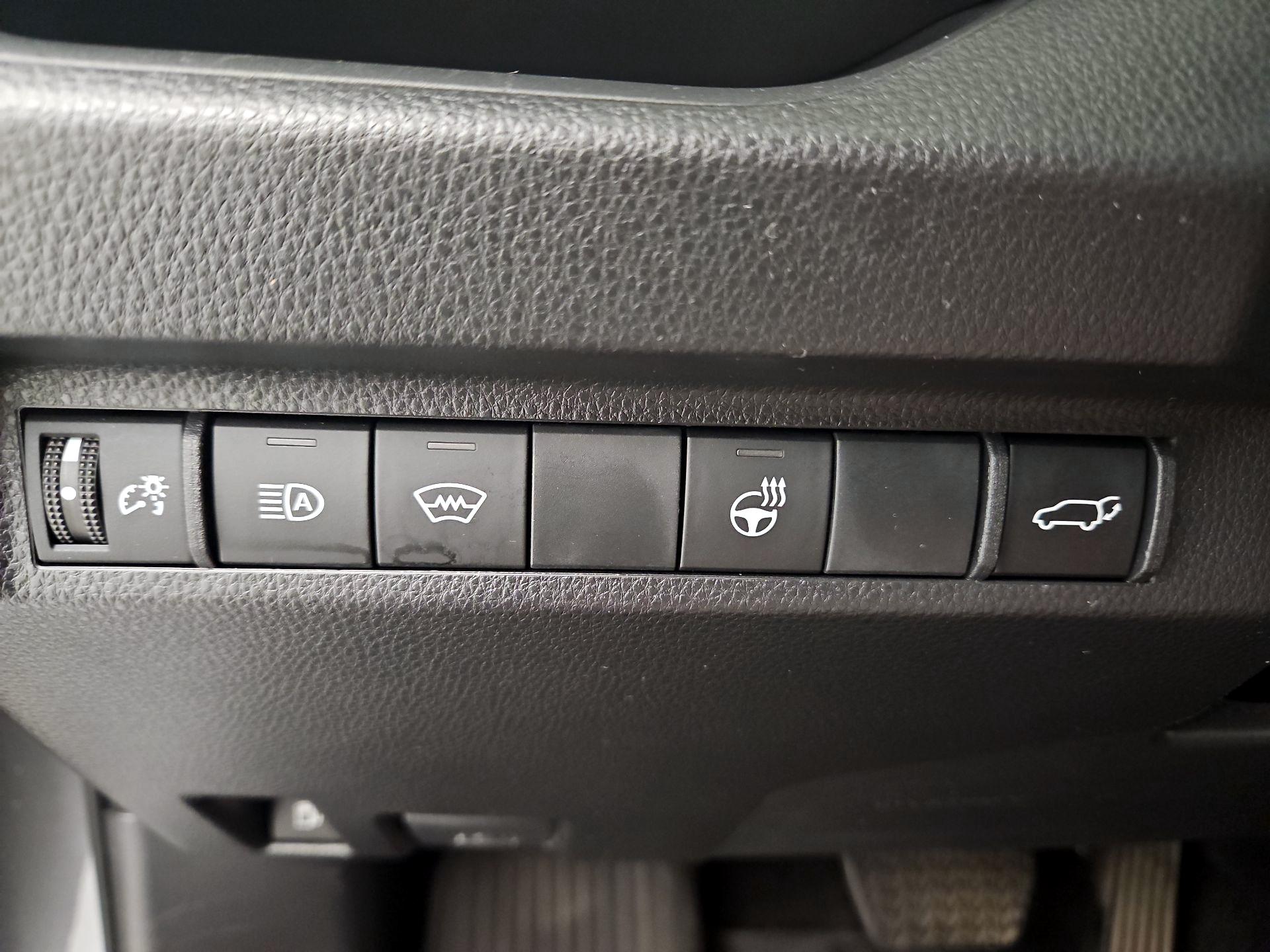 Thumbnail: 2024 Toyota RAV4 - 13