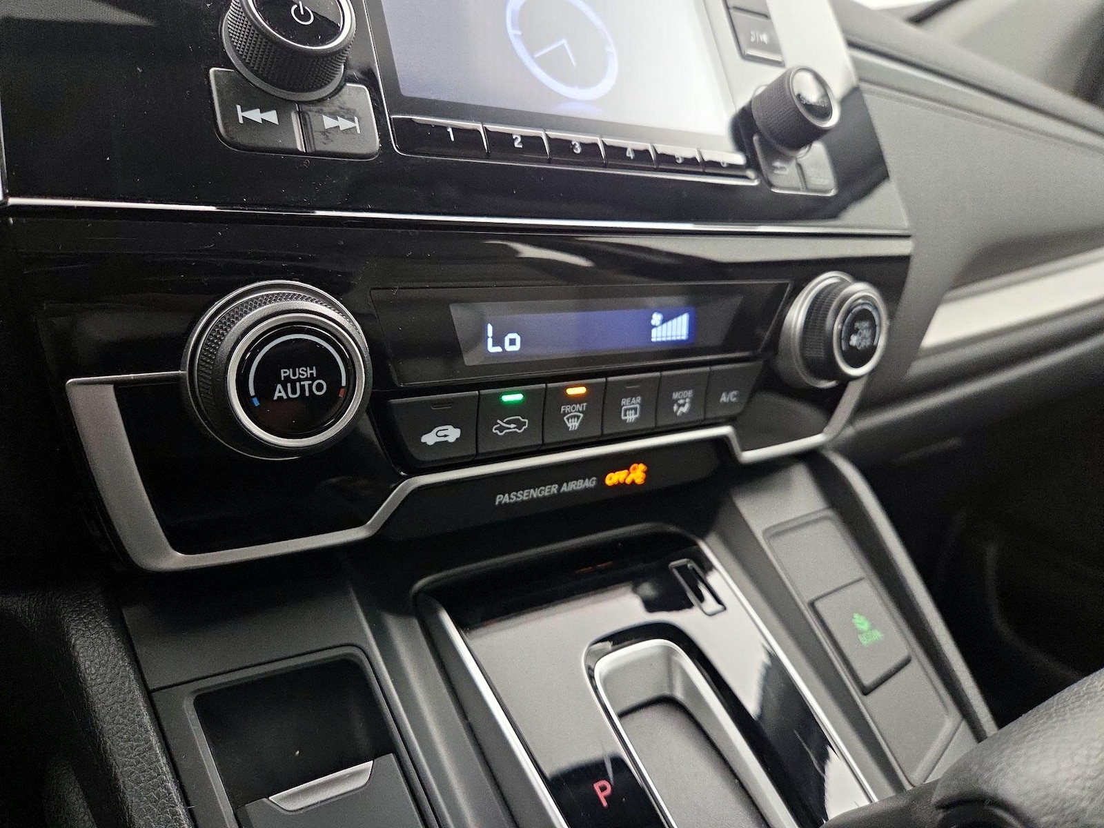 2017 Honda CR-V LX - Photo 17