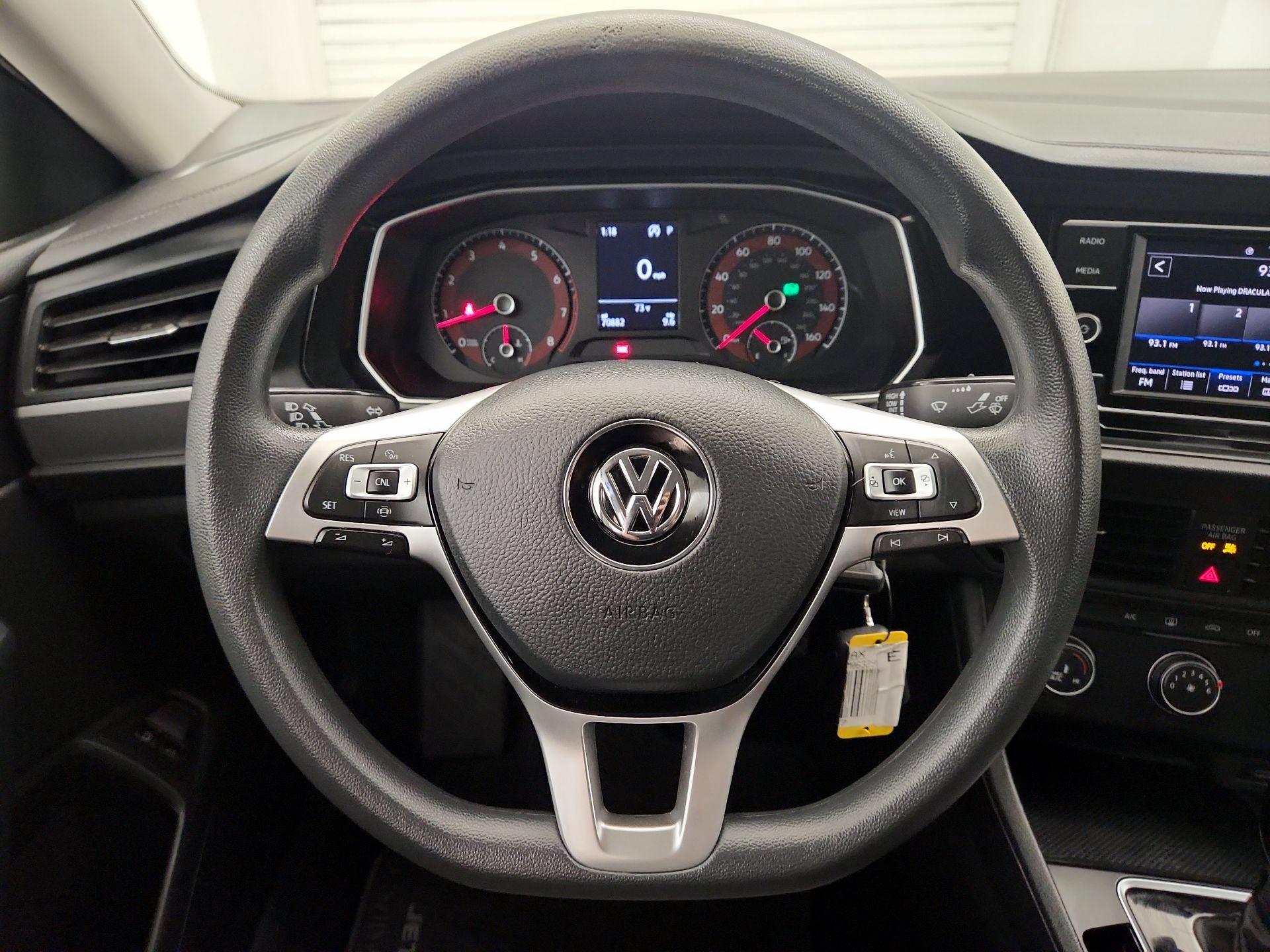 Thumbnail: 2021 Volkswagen Jetta - 10