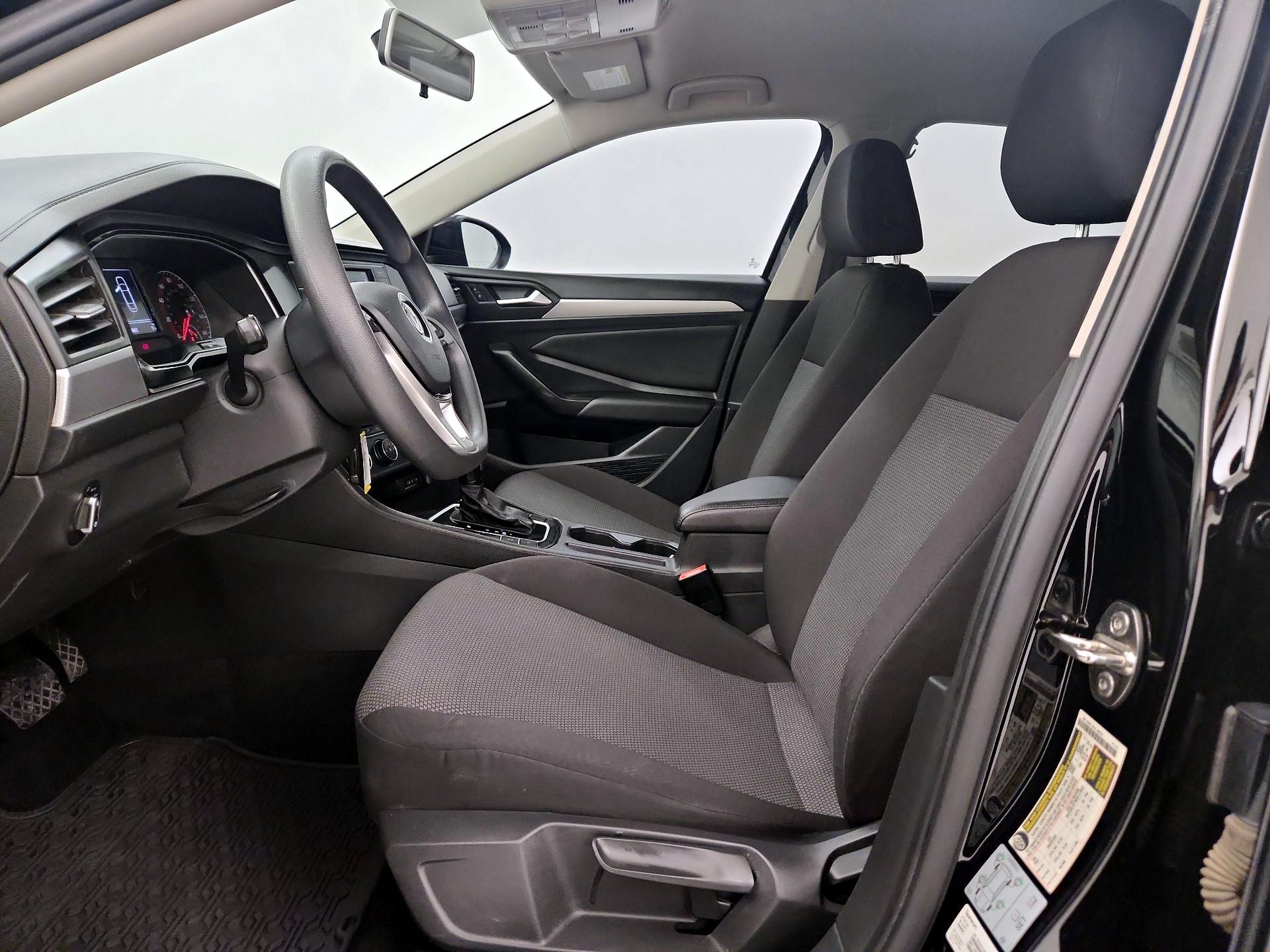 Thumbnail: 2021 Volkswagen Jetta - 11