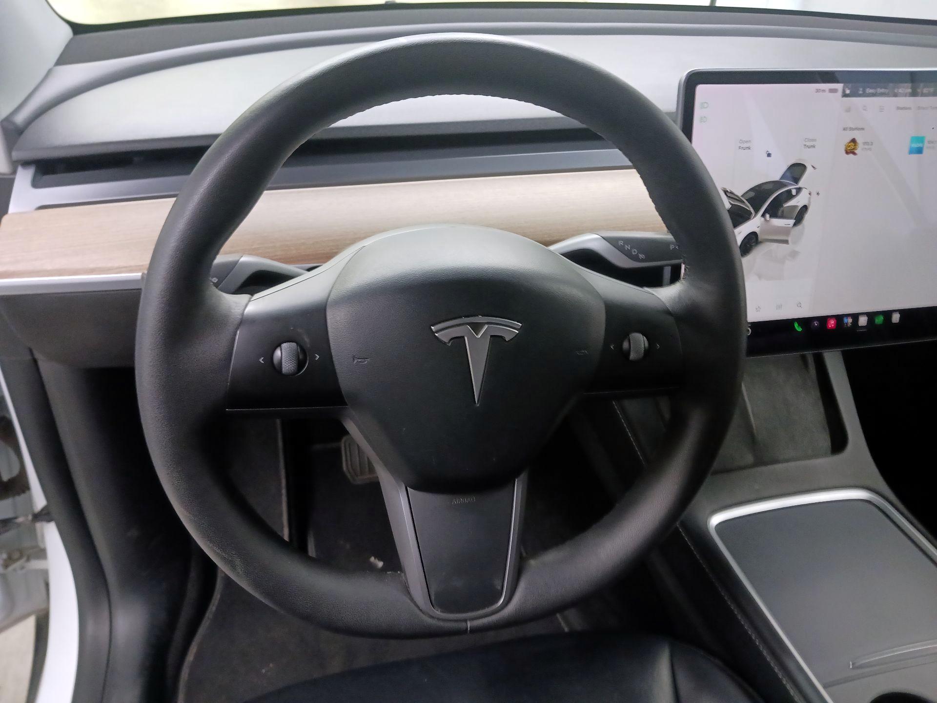 Thumbnail: 2022 Tesla Model Y - 10
