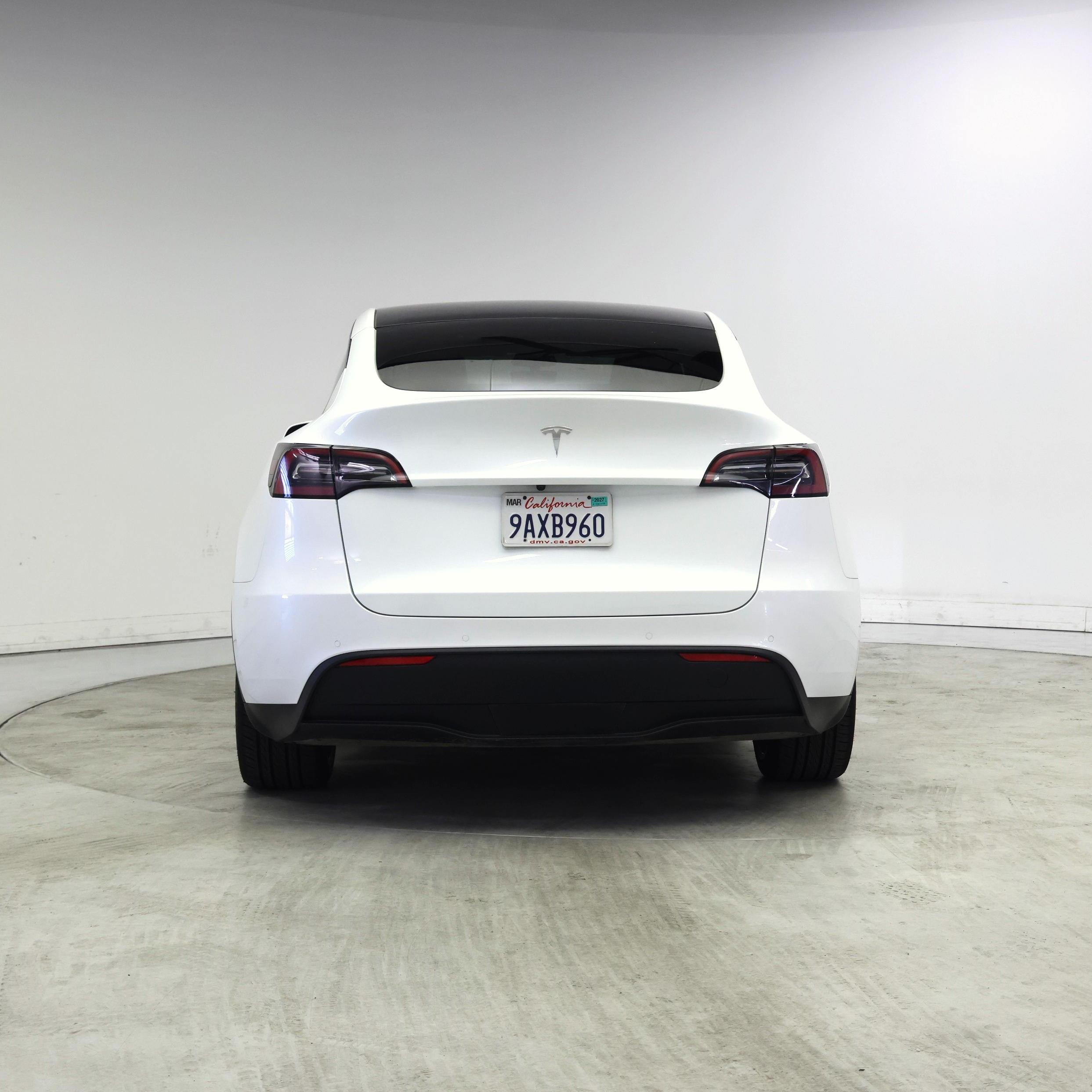 Thumbnail: 2022 Tesla Model Y - 6