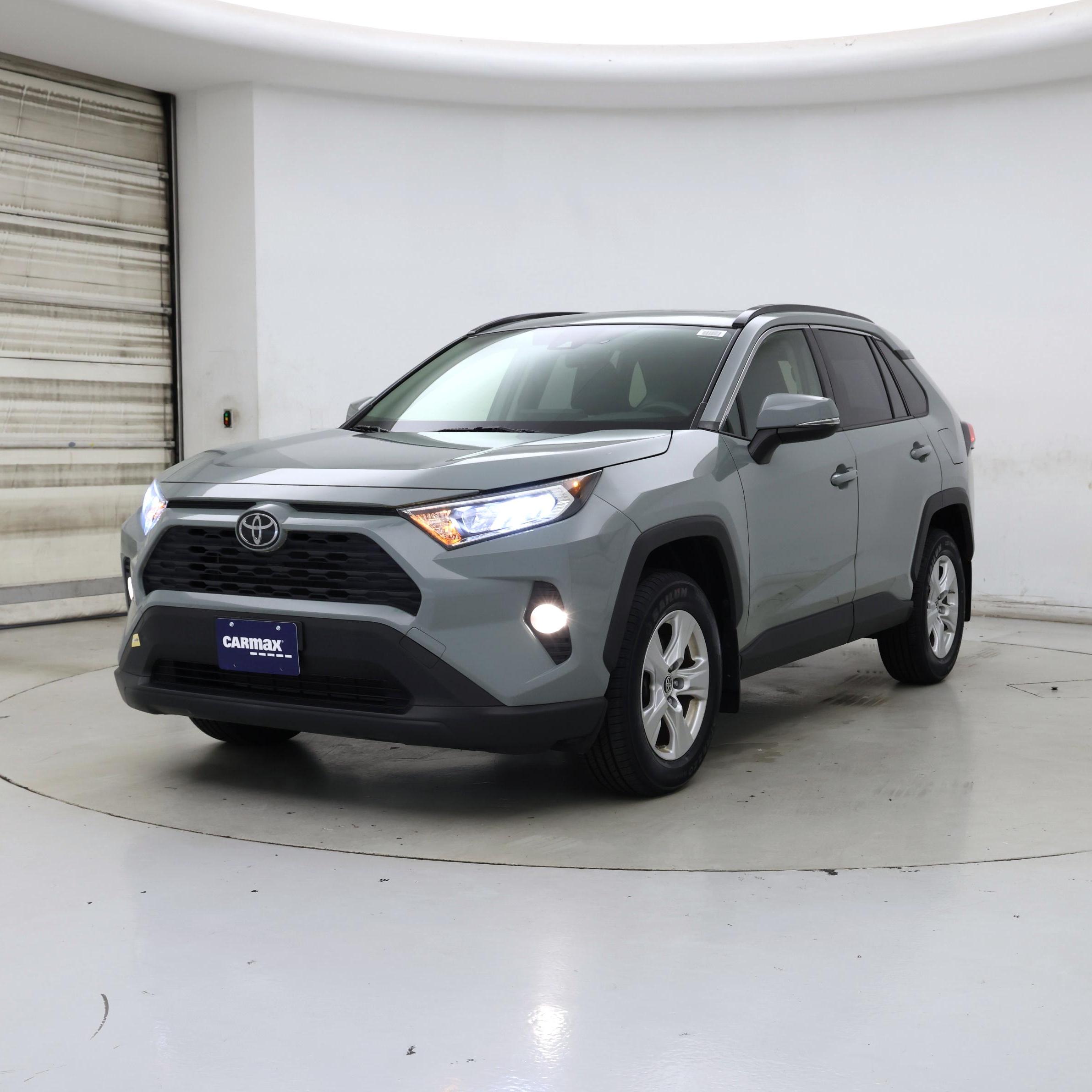 Thumbnail: 2019 Toyota RAV4 - 4