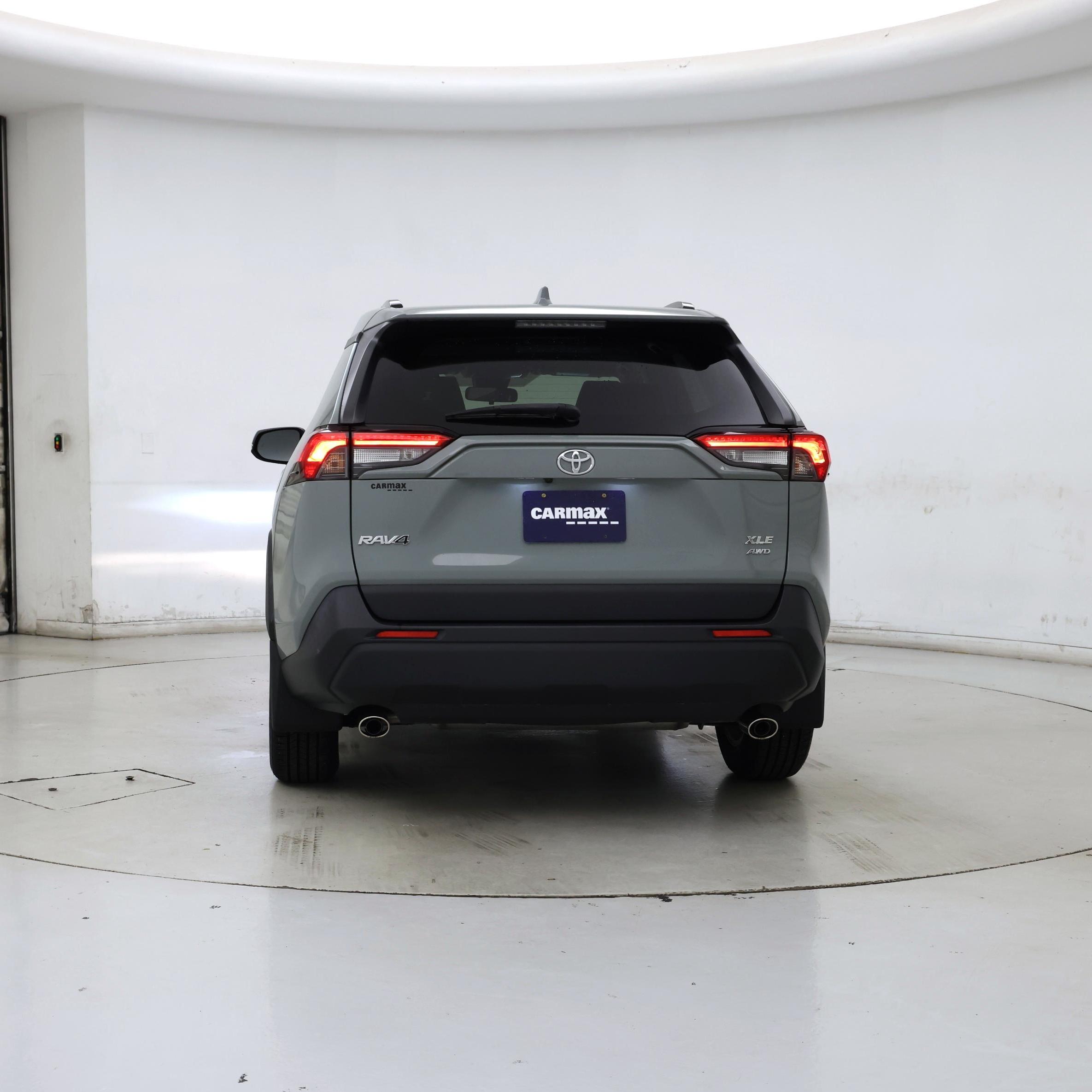 Thumbnail: 2019 Toyota RAV4 - 6