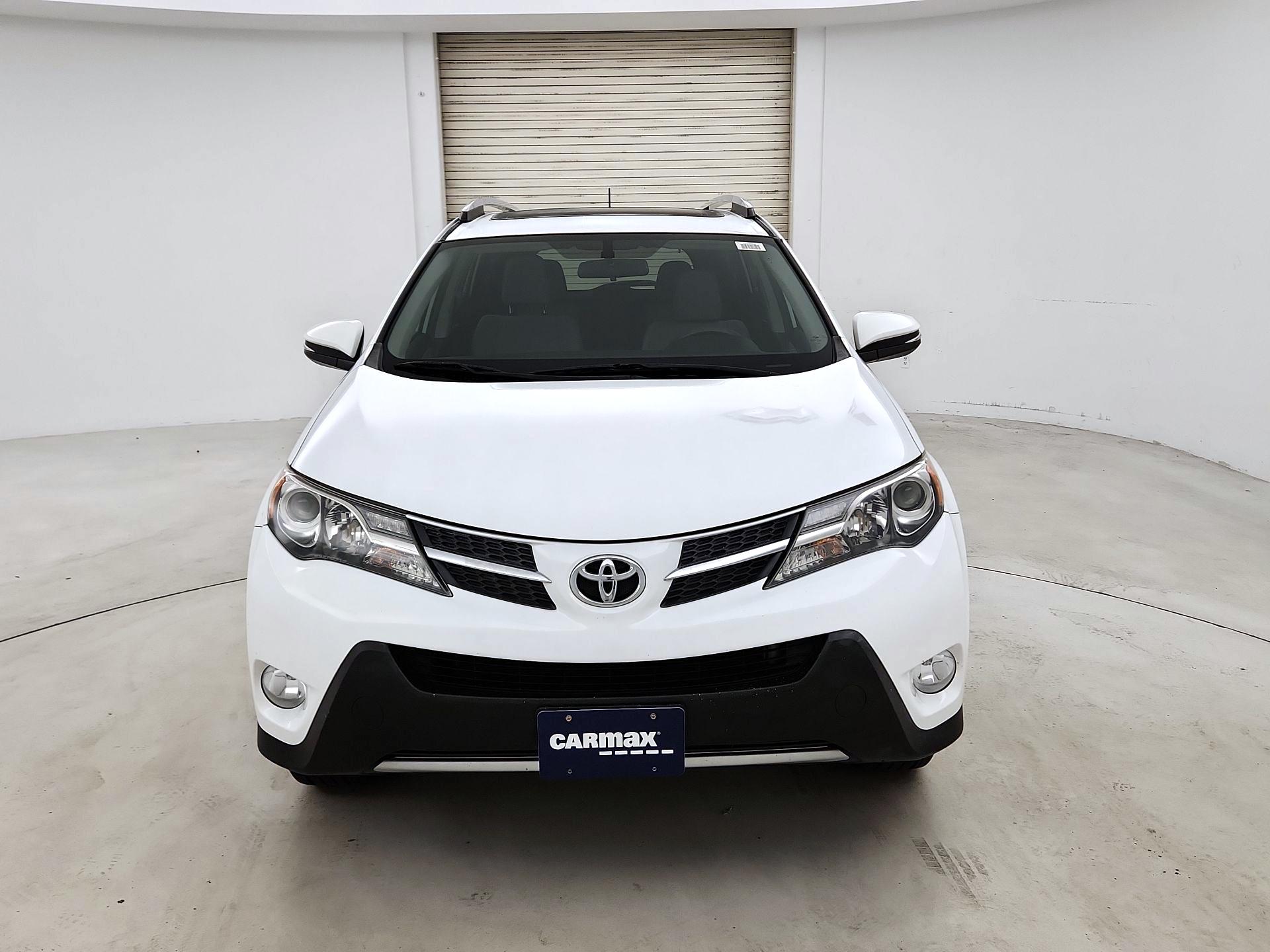 Thumbnail: 2015 Toyota RAV4 - 2