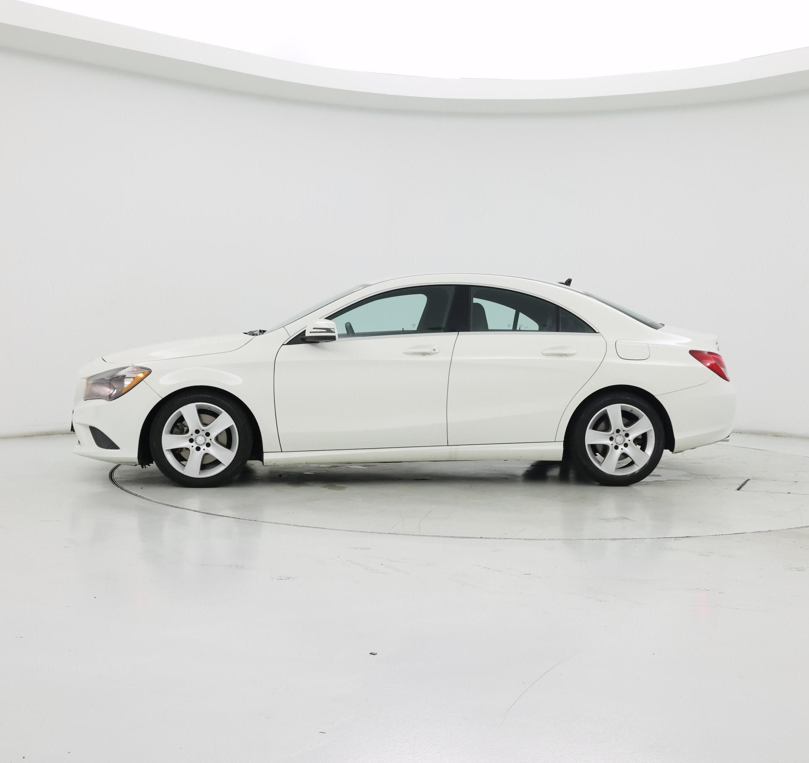 Thumbnail: 2015 Mercedes-Benz CLA - 3