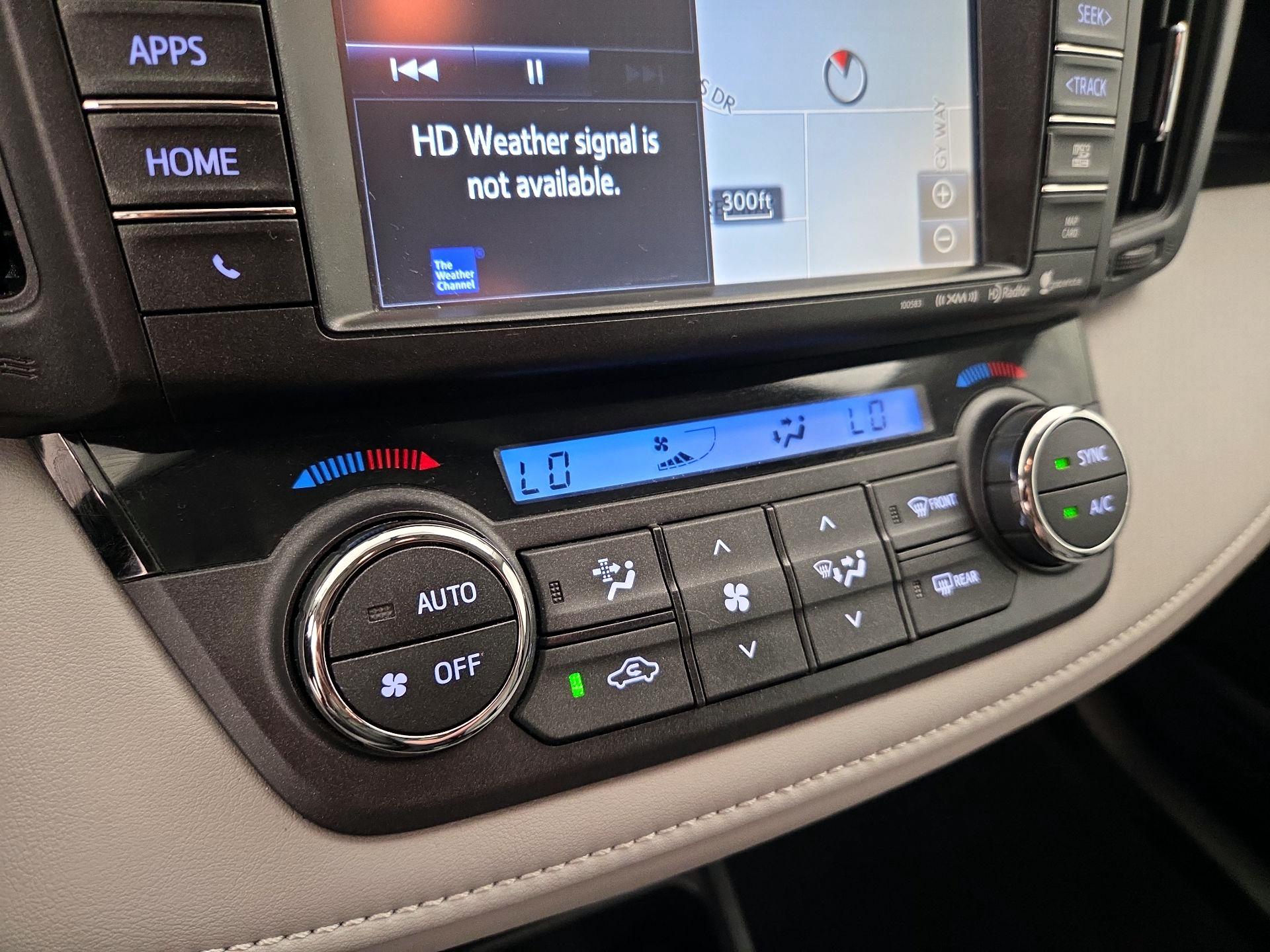Thumbnail: 2016 Toyota RAV4 - 17