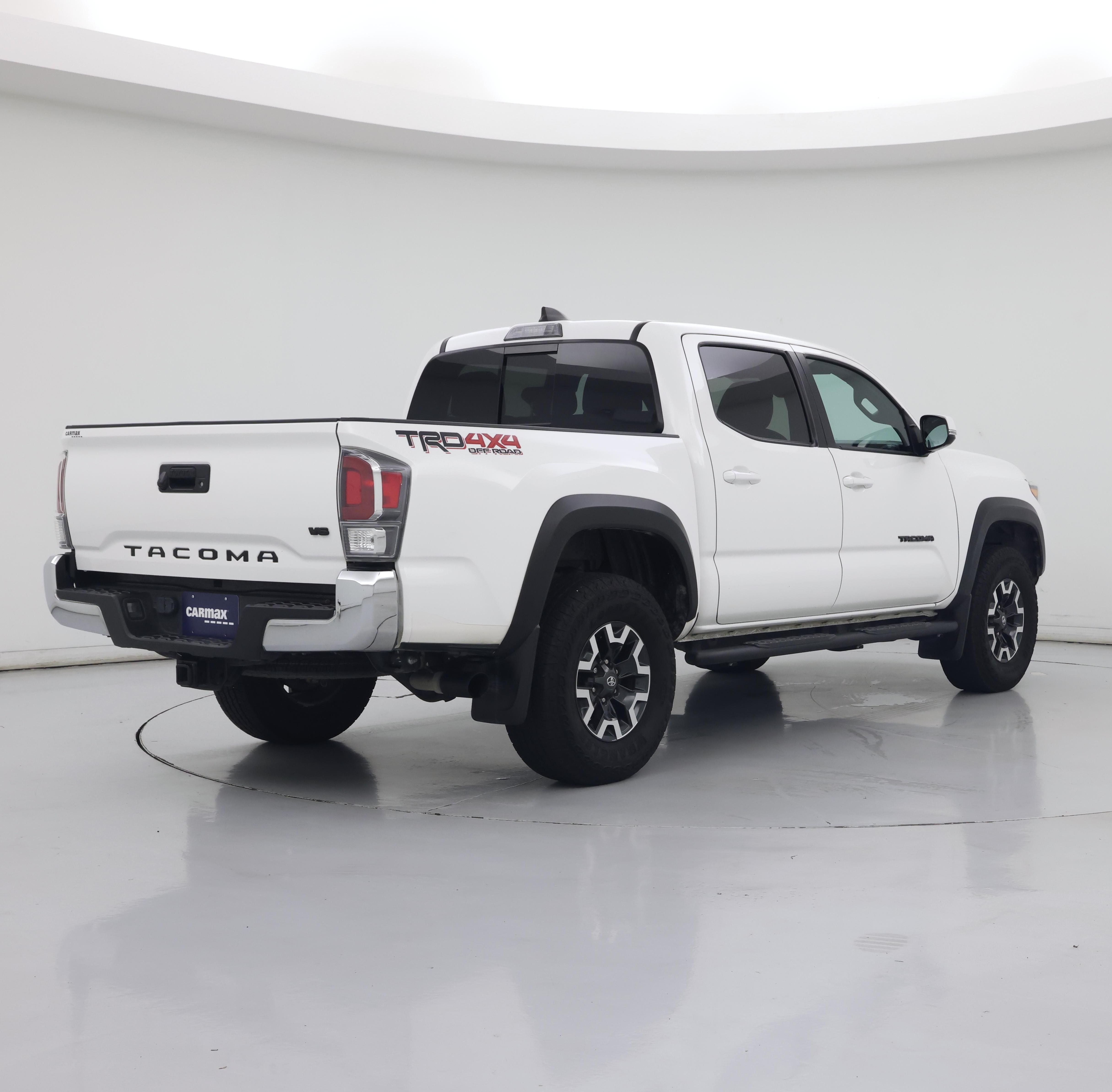 Thumbnail: 2022 Toyota Tacoma - 8