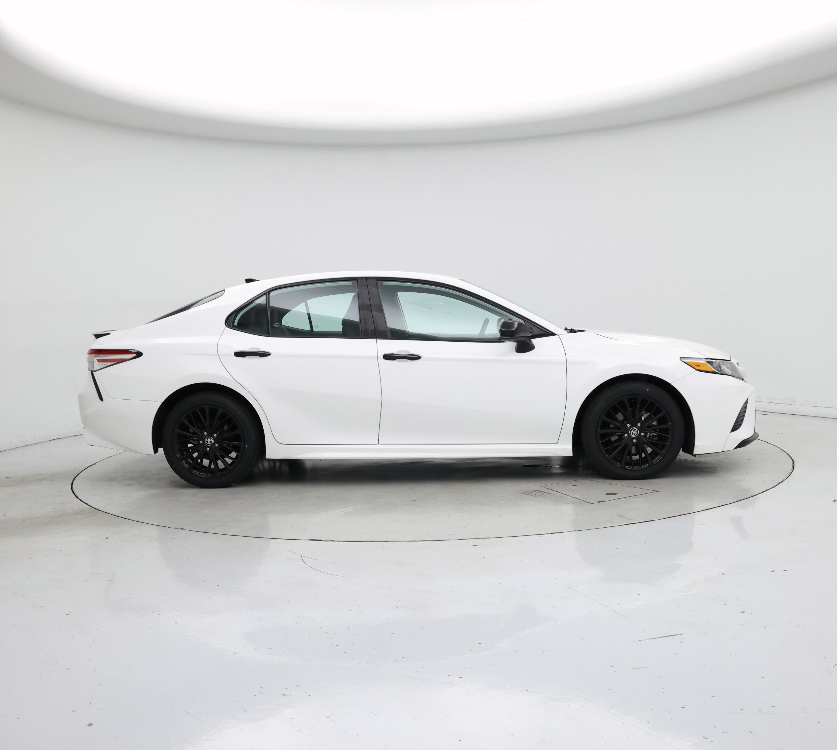 Thumbnail: 2020 Toyota Camry - 7