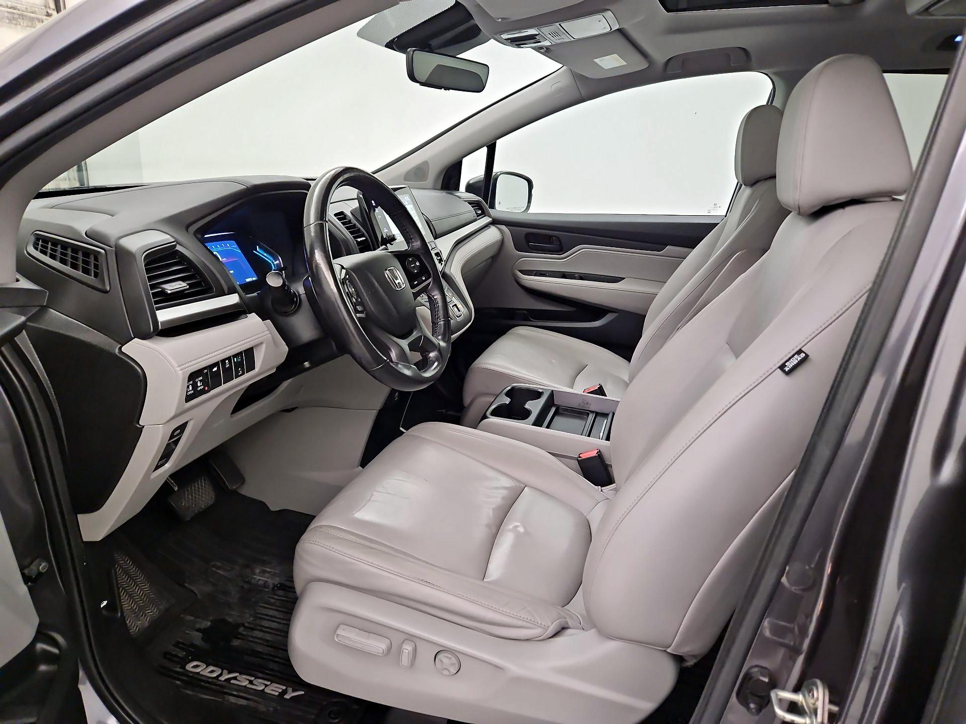 Thumbnail: 2019 Honda Odyssey - 11