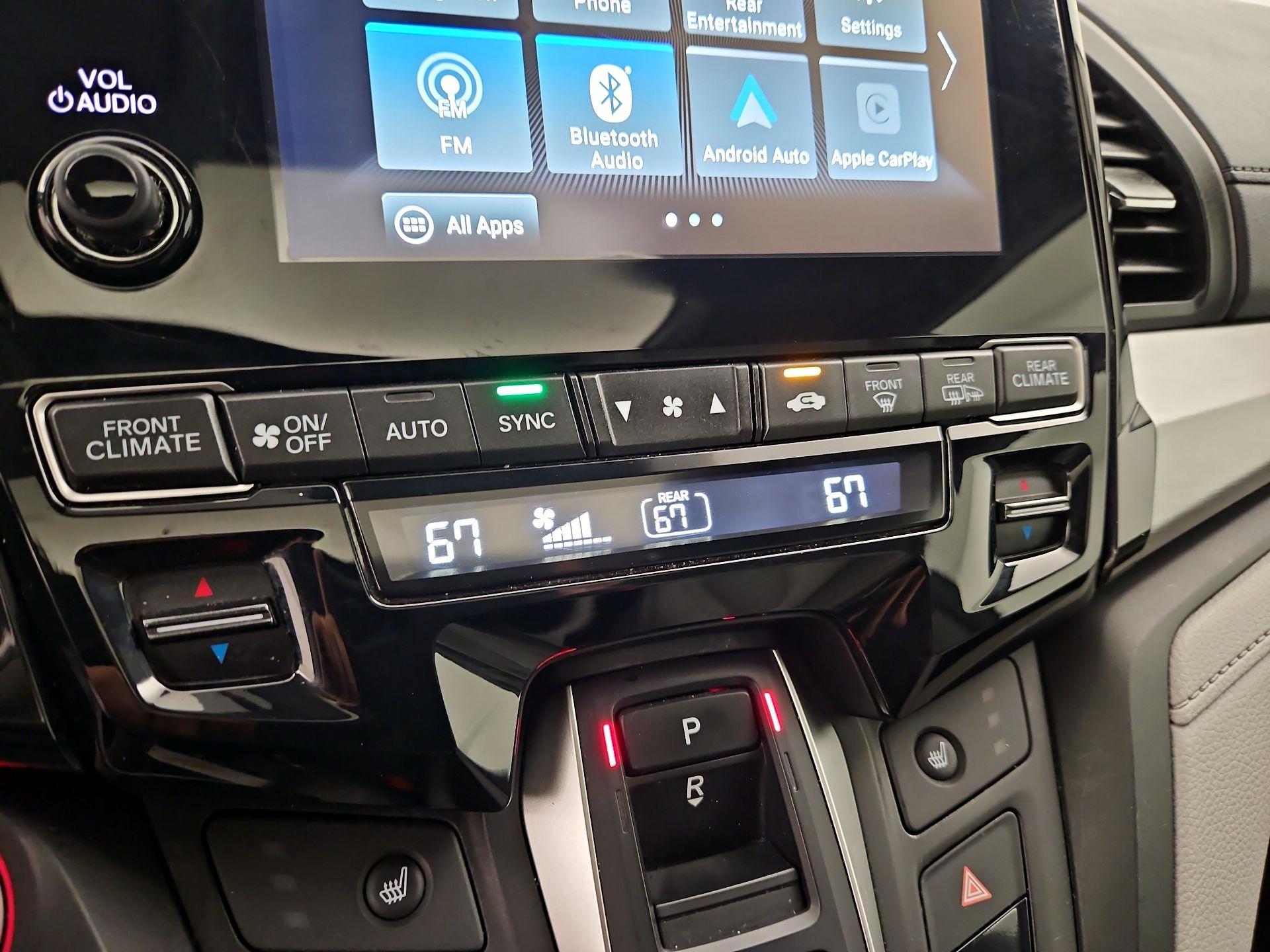 Thumbnail: 2019 Honda Odyssey - 17