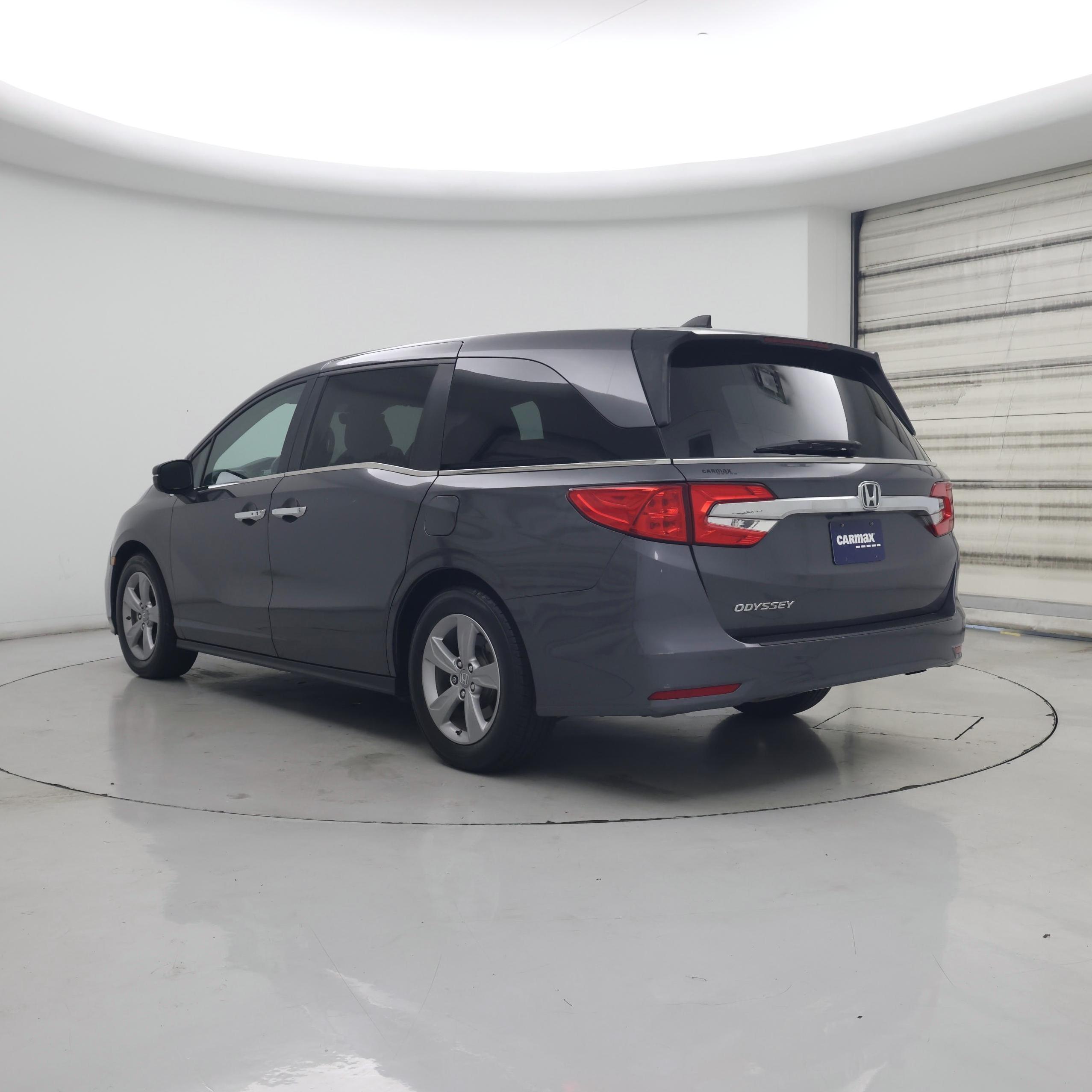 Thumbnail: 2019 Honda Odyssey - 2