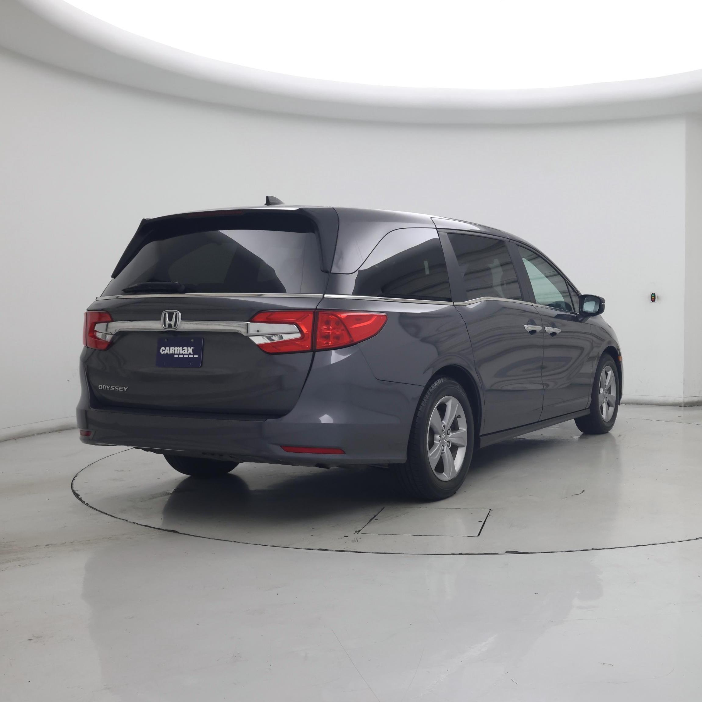 Thumbnail: 2019 Honda Odyssey - 8