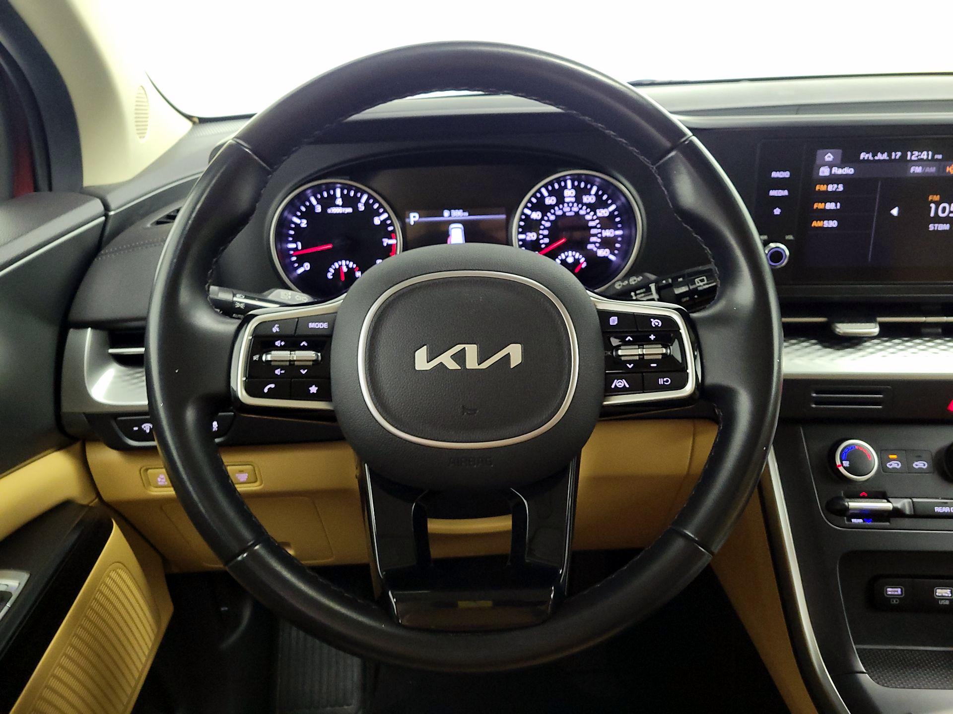 Thumbnail: 2022 Kia Carnival - 10