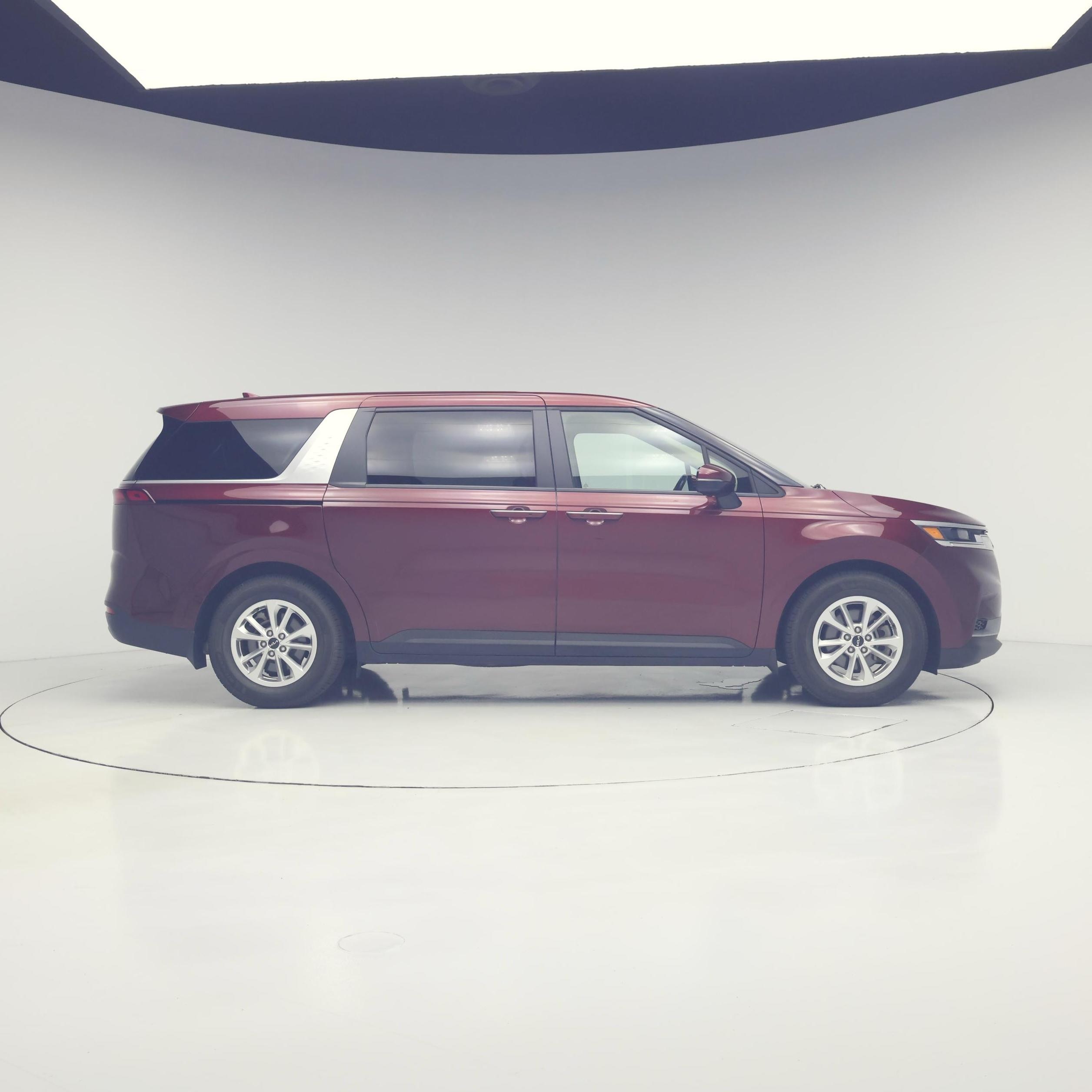Thumbnail: 2022 Kia Carnival - 7