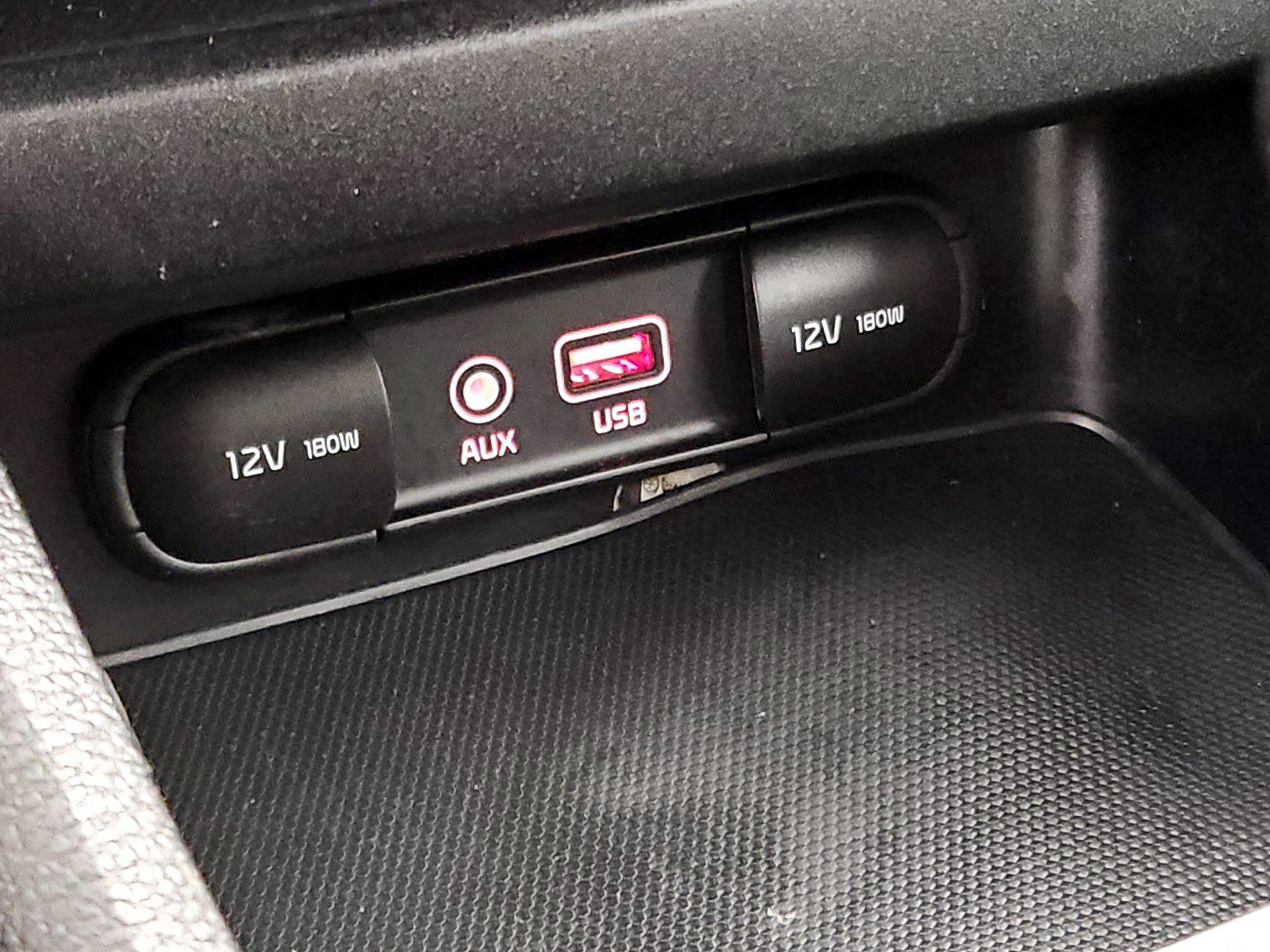Thumbnail: 2020 Kia Forte - 18