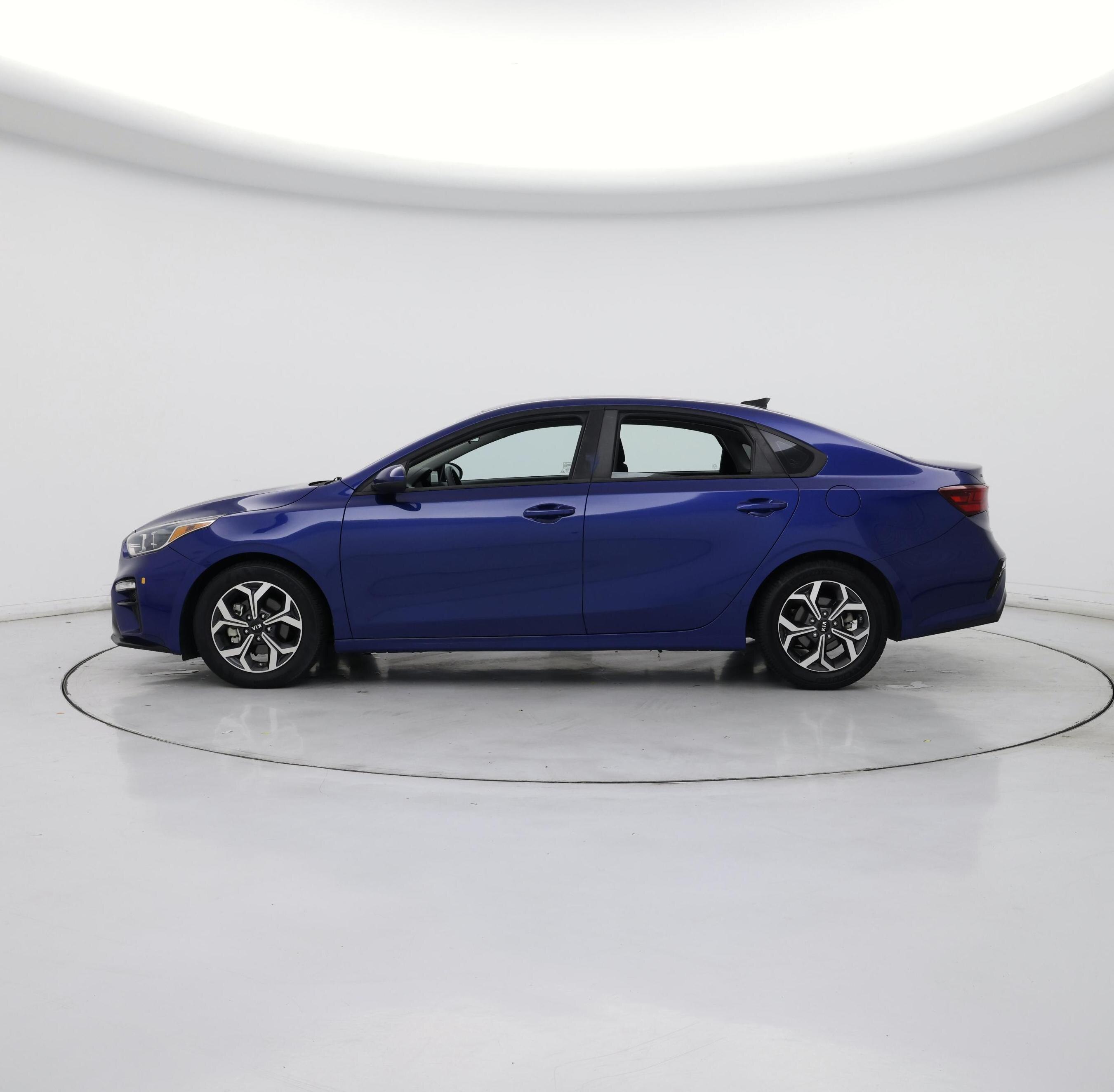 Thumbnail: 2020 Kia Forte - 3
